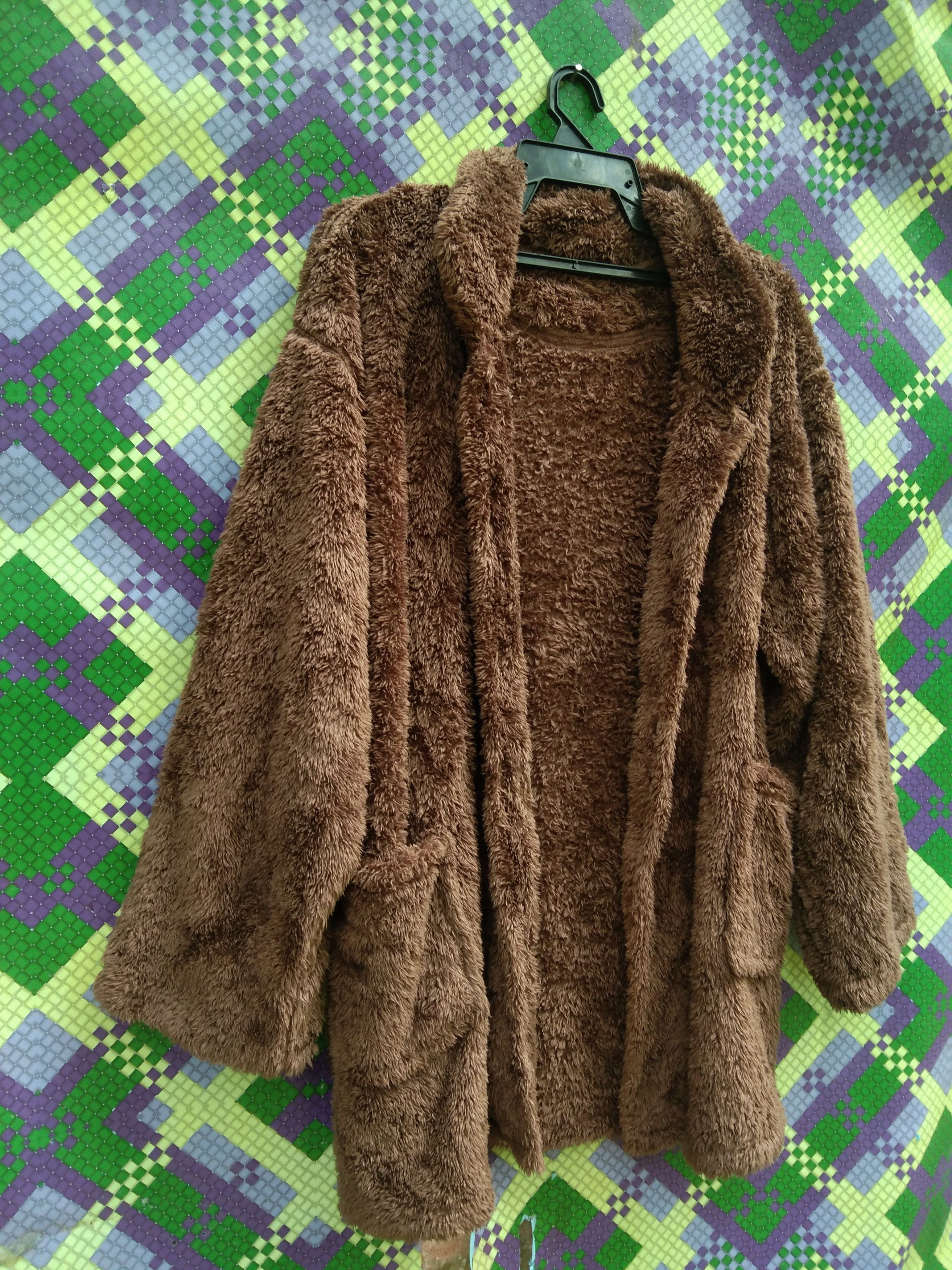 Japanese Brand SOFT & FLUFFY WARMY BLANKET WEAR Size US L / EU 52-54 / 3 - 3 Thumbnail