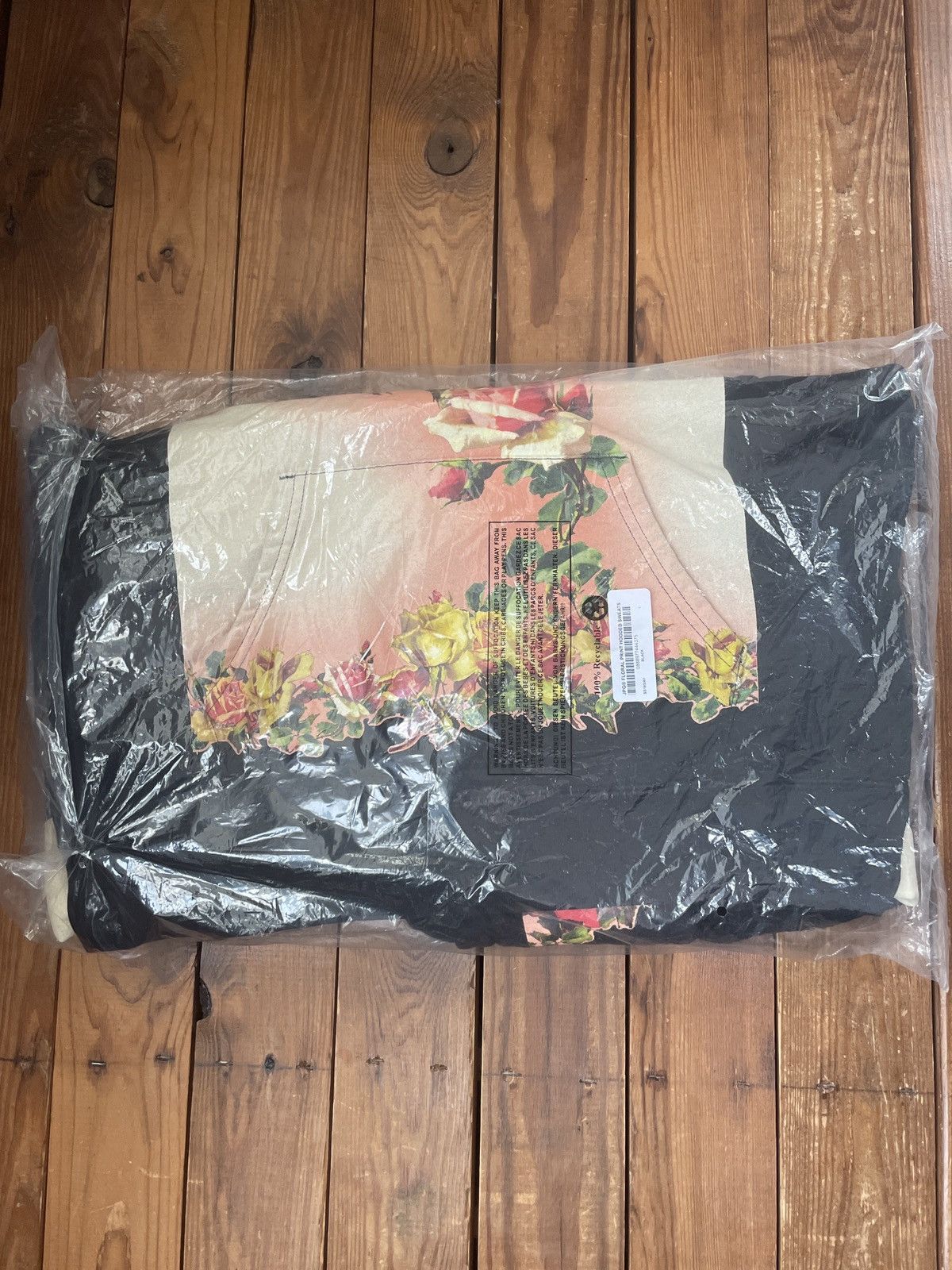Jean Paul Gaultier × Supreme Supreme JPG Floral Black Hoodie Size US L / EU 52-54 / 3 - 3 Thumbnail