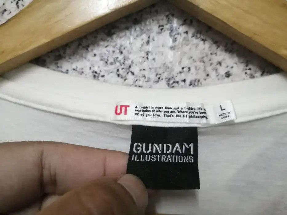Cartoon Network × Japanese Brand × Vintage ANIME GUNDAM ILLUSTRATIONS OVERPRINT VERY RARE Size US L / EU 52-54 / 3 - 4 Thumbnail