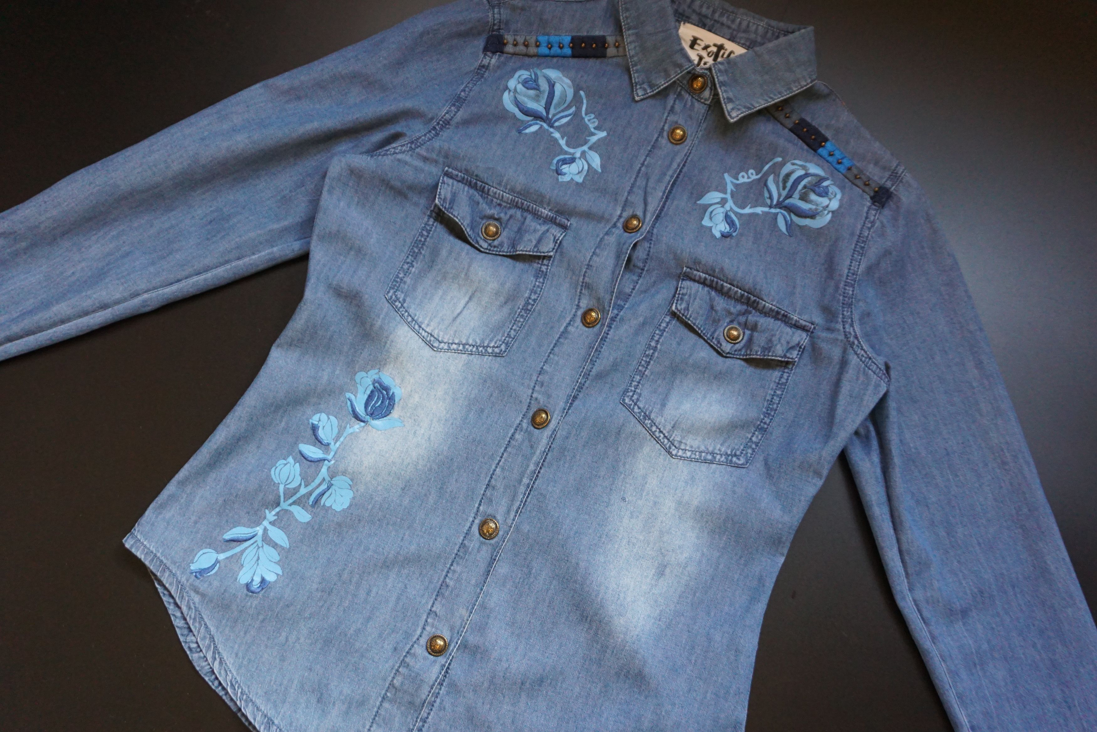 Desigual Desigual S 4/6 Exotic jeans shirt embroidered floral cowboy Size S / US 4 / IT 40 - 14 Thumbnail