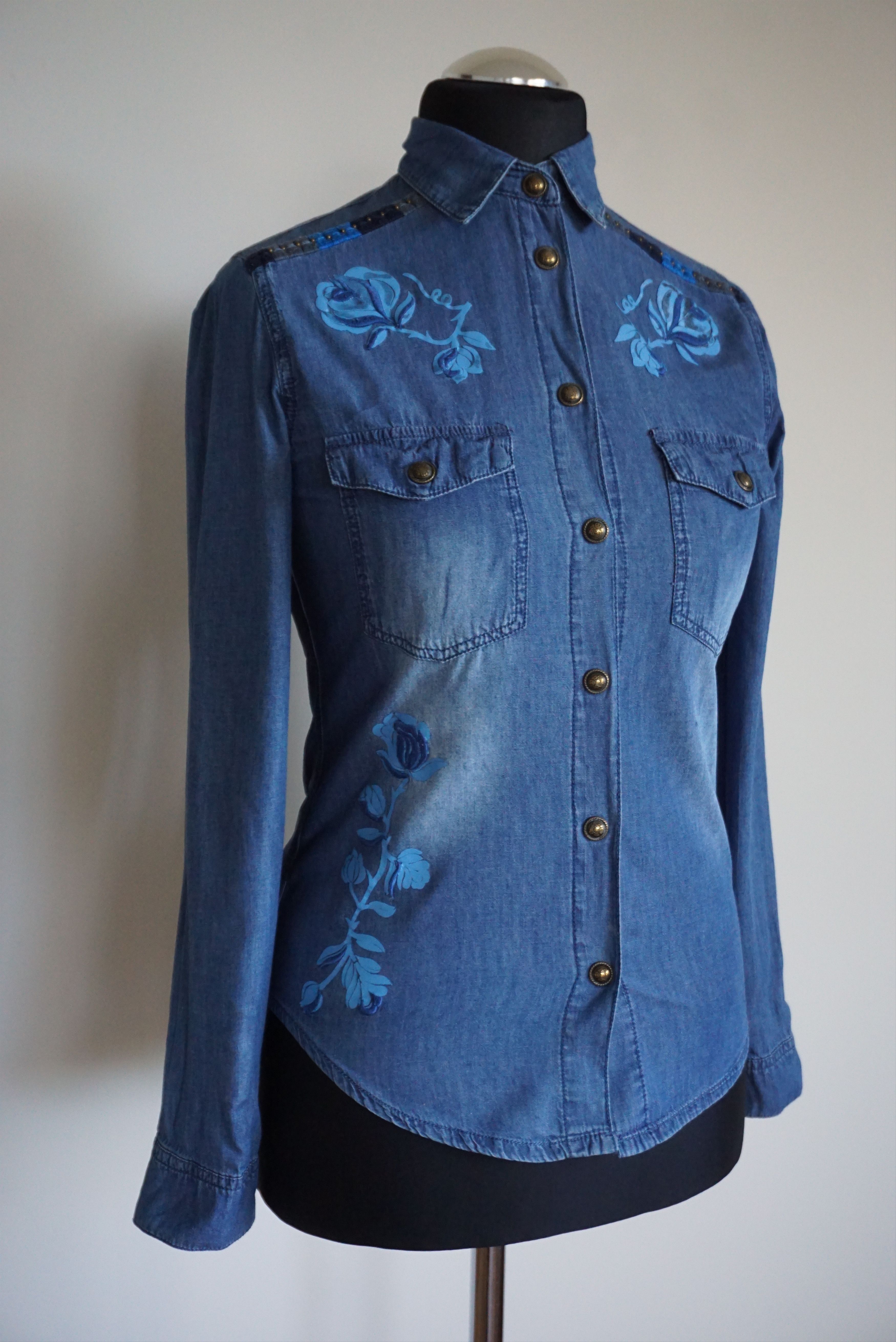 Desigual Desigual S 4/6 Exotic jeans shirt embroidered floral cowboy Size S / US 4 / IT 40 - 2 Thumbnail