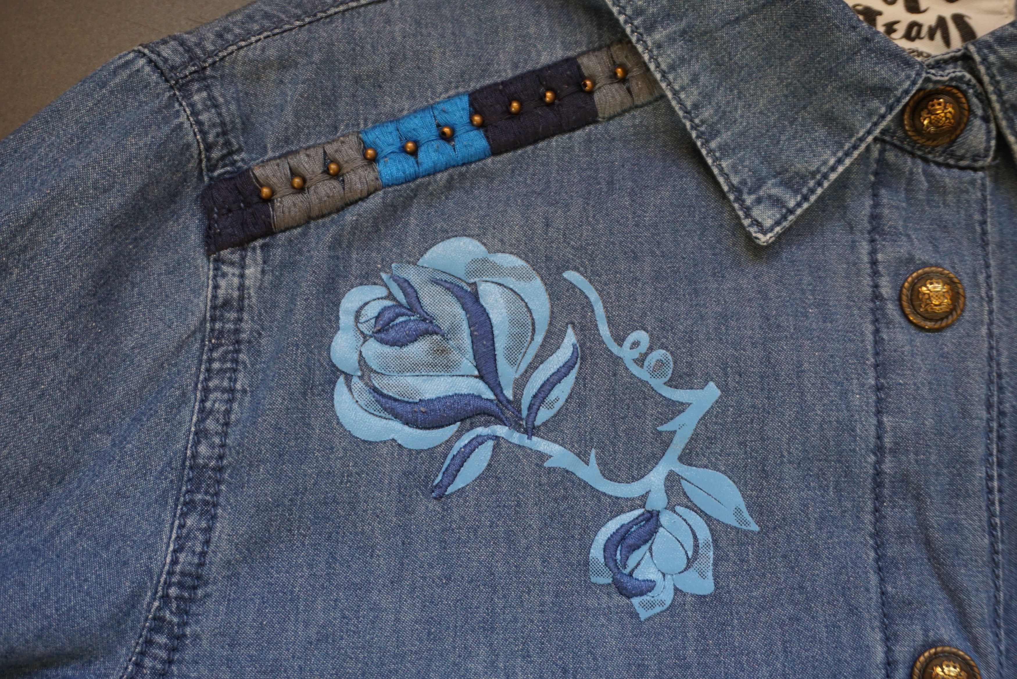 Desigual Desigual S 4/6 Exotic jeans shirt embroidered floral cowboy Size S / US 4 / IT 40 - 18 Thumbnail