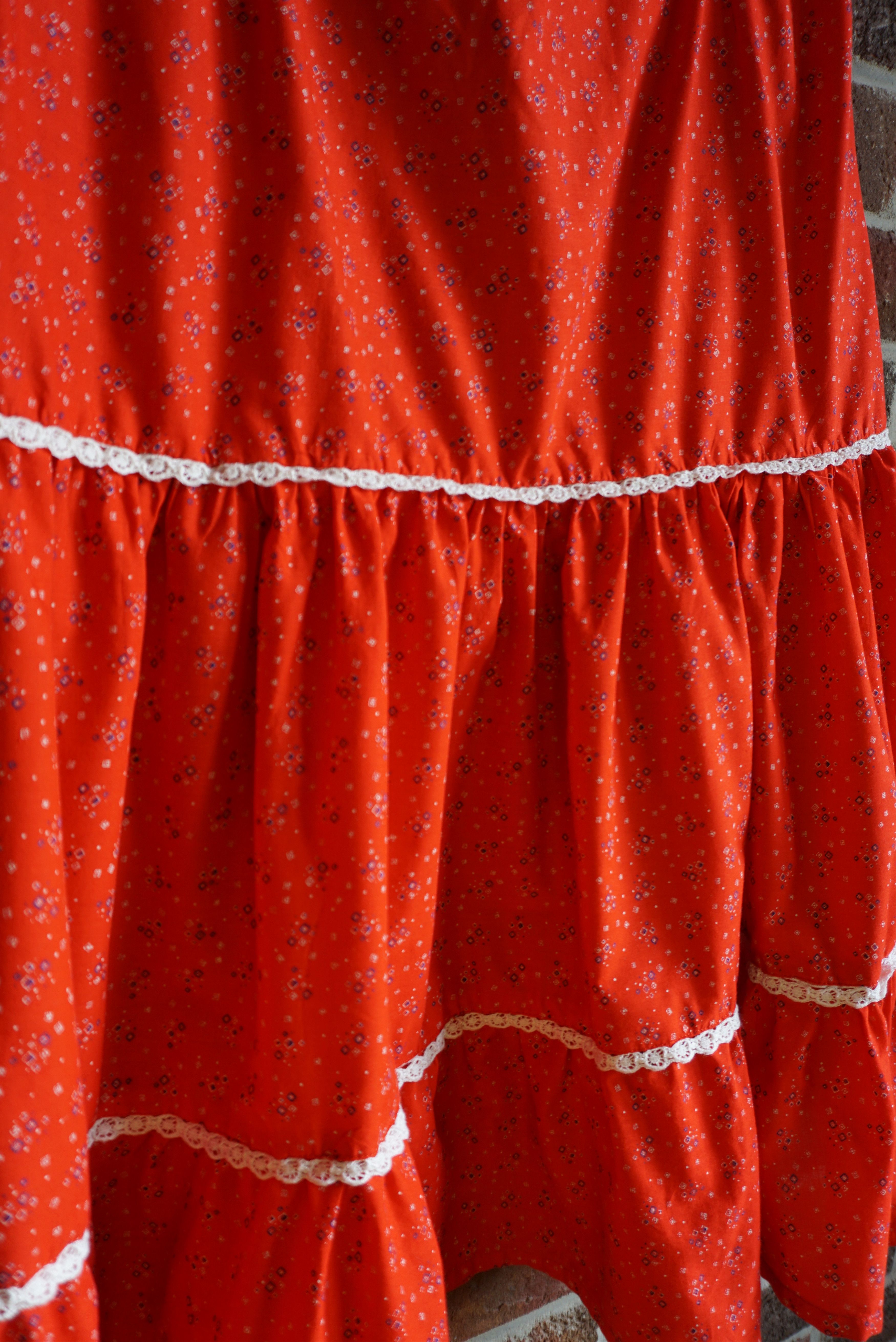 Handmade Spanish custom made skirt 70s floral cotton M 6/8 peasant Size 30" / US 8 / IT 44 - 8 Thumbnail