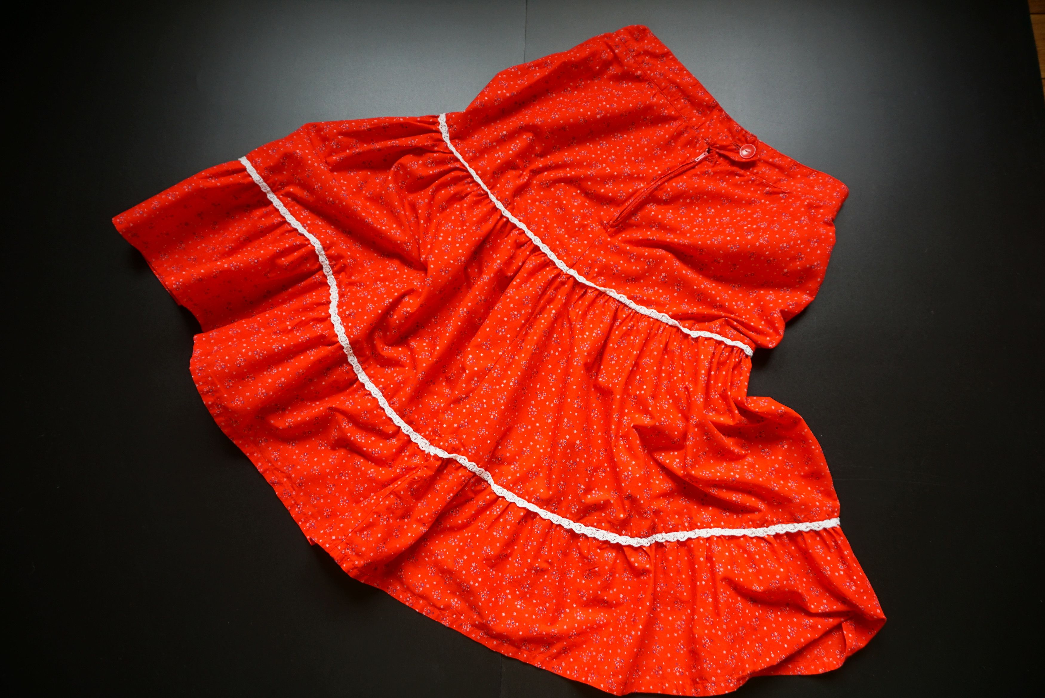 Handmade Spanish custom made skirt 70s floral cotton M 6/8 peasant Size 30" / US 8 / IT 44 - 10 Thumbnail