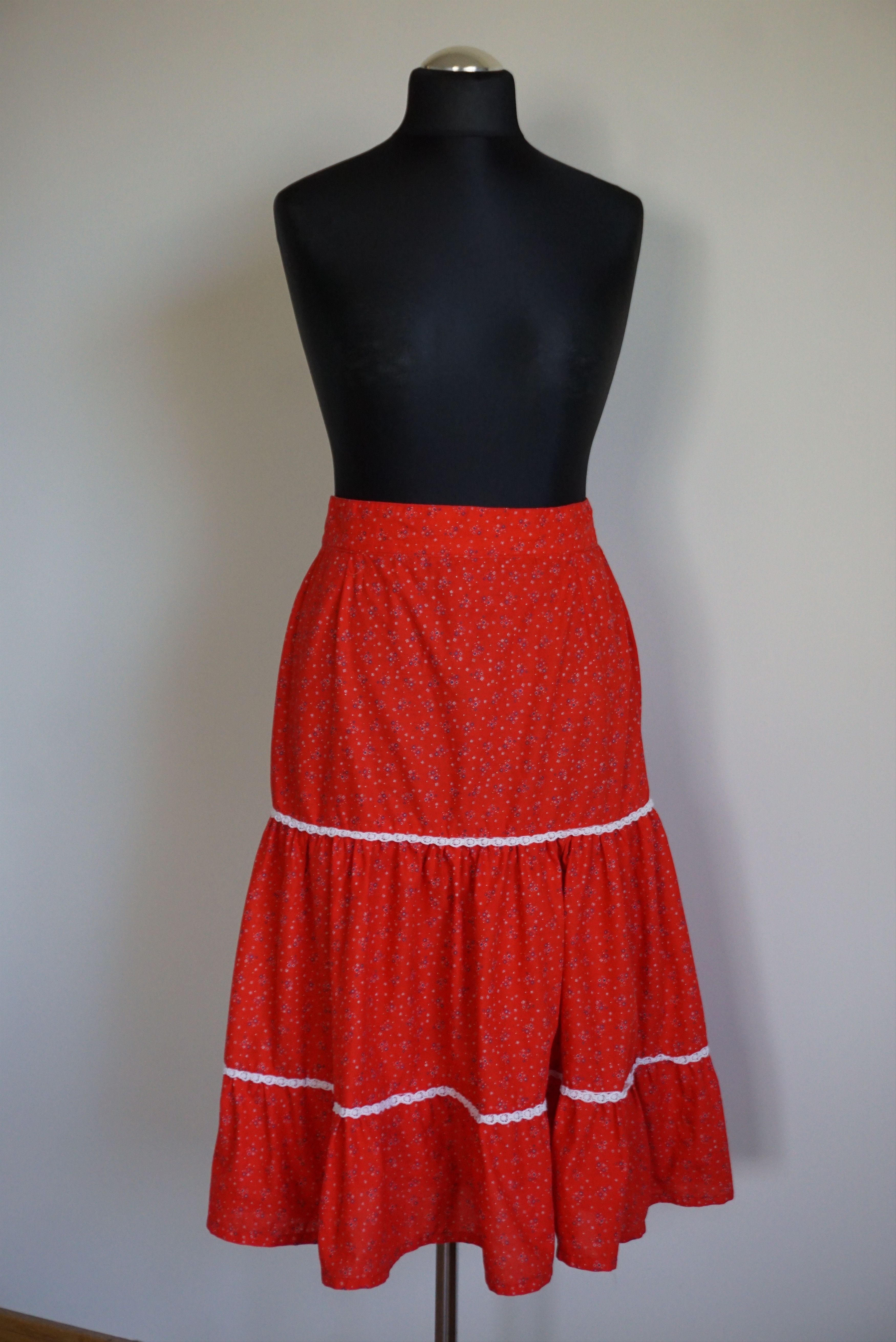 Handmade Spanish custom made skirt 70s floral cotton M 6/8 peasant Size 30" / US 8 / IT 44 - 12 Thumbnail