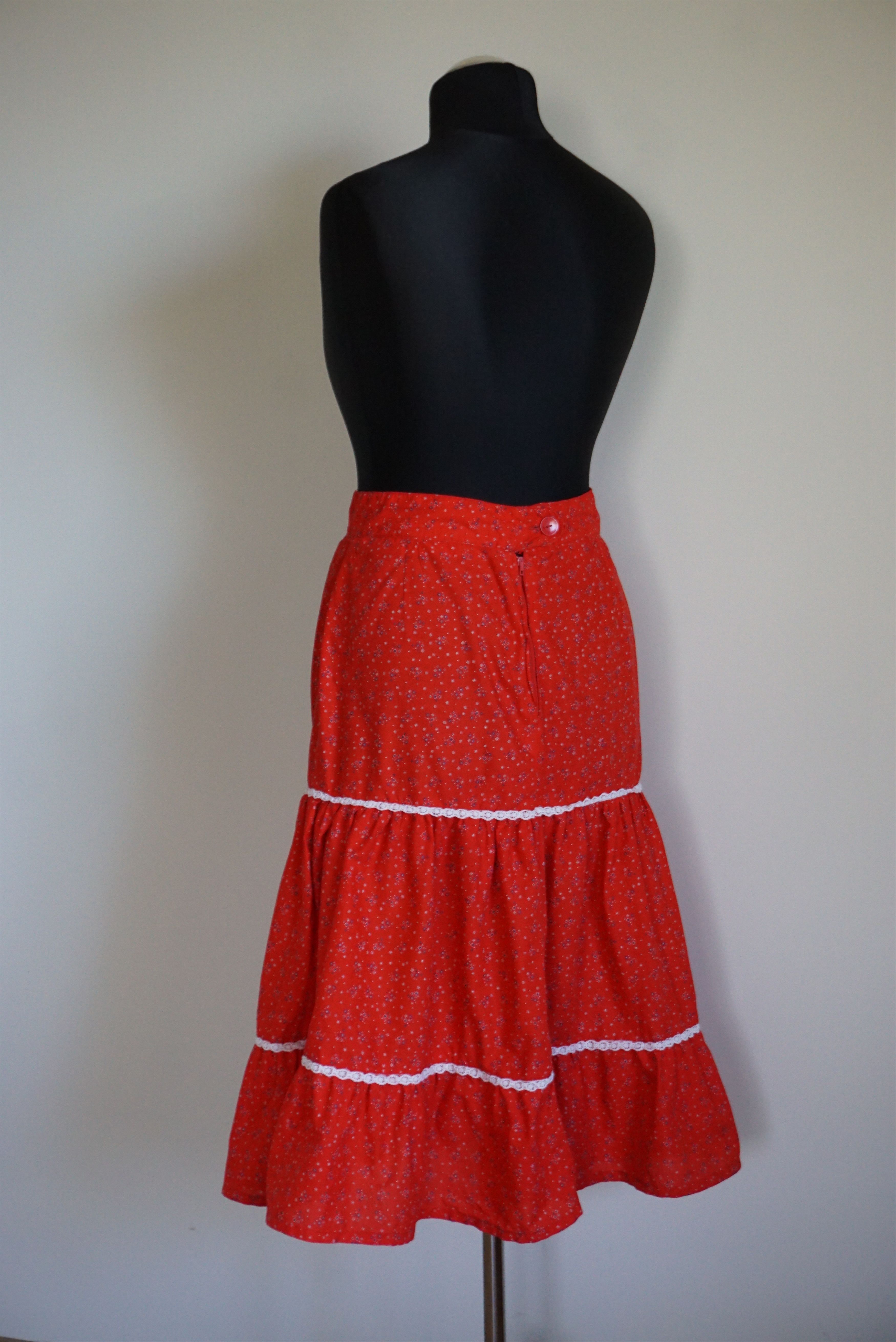 Handmade Spanish custom made skirt 70s floral cotton M 6/8 peasant Size 30" / US 8 / IT 44 - 16 Thumbnail