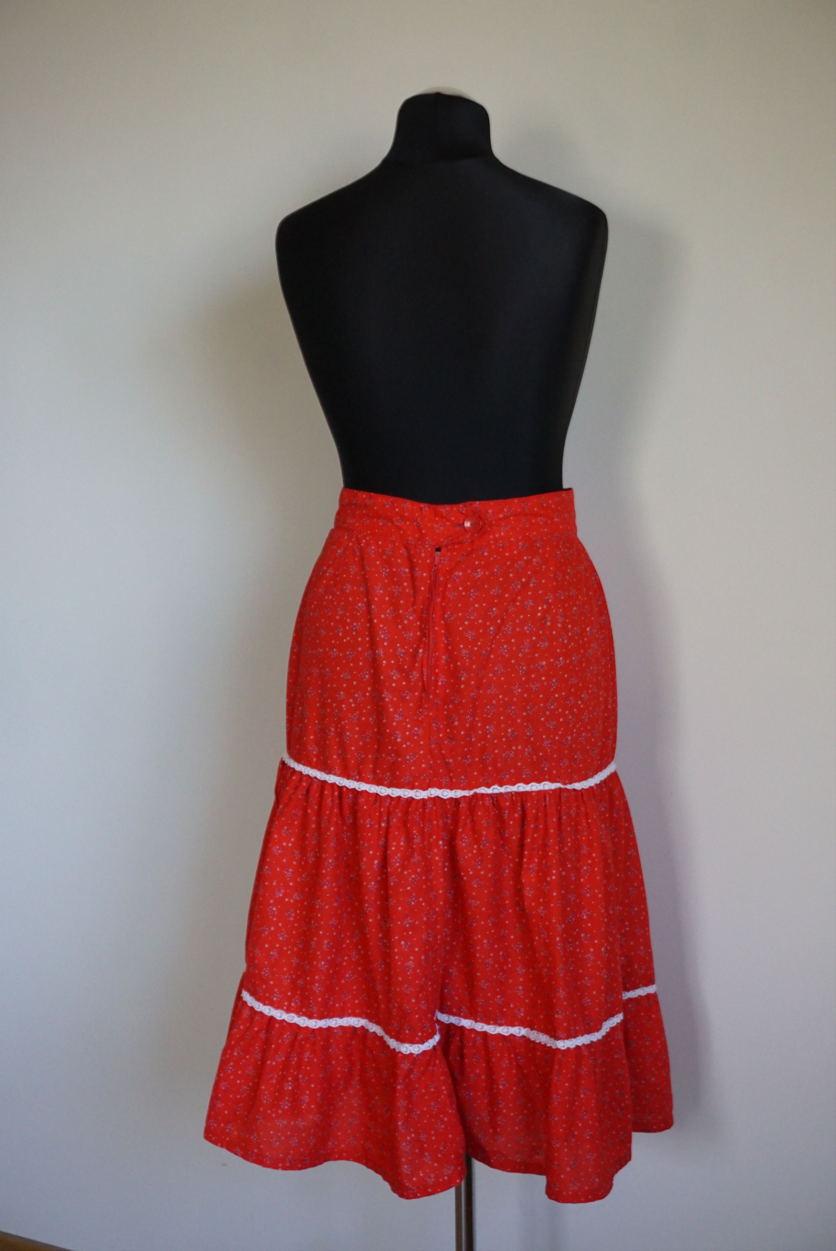 Handmade Spanish custom made skirt 70s floral cotton M 6/8 peasant Size 30" / US 8 / IT 44 - 17 Thumbnail