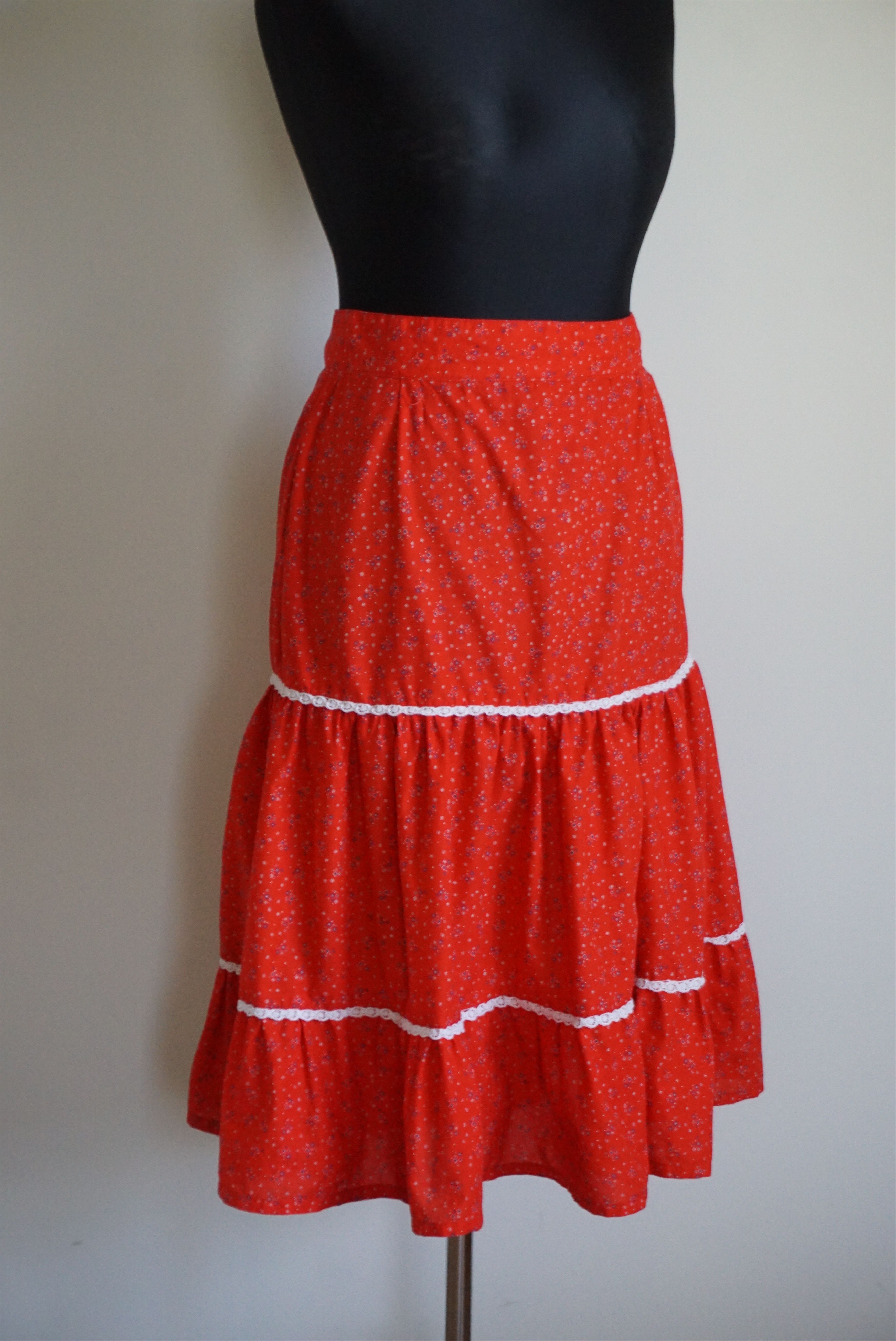 Handmade Spanish custom made skirt 70s floral cotton M 6/8 peasant Size 30" / US 8 / IT 44 - 11 Thumbnail