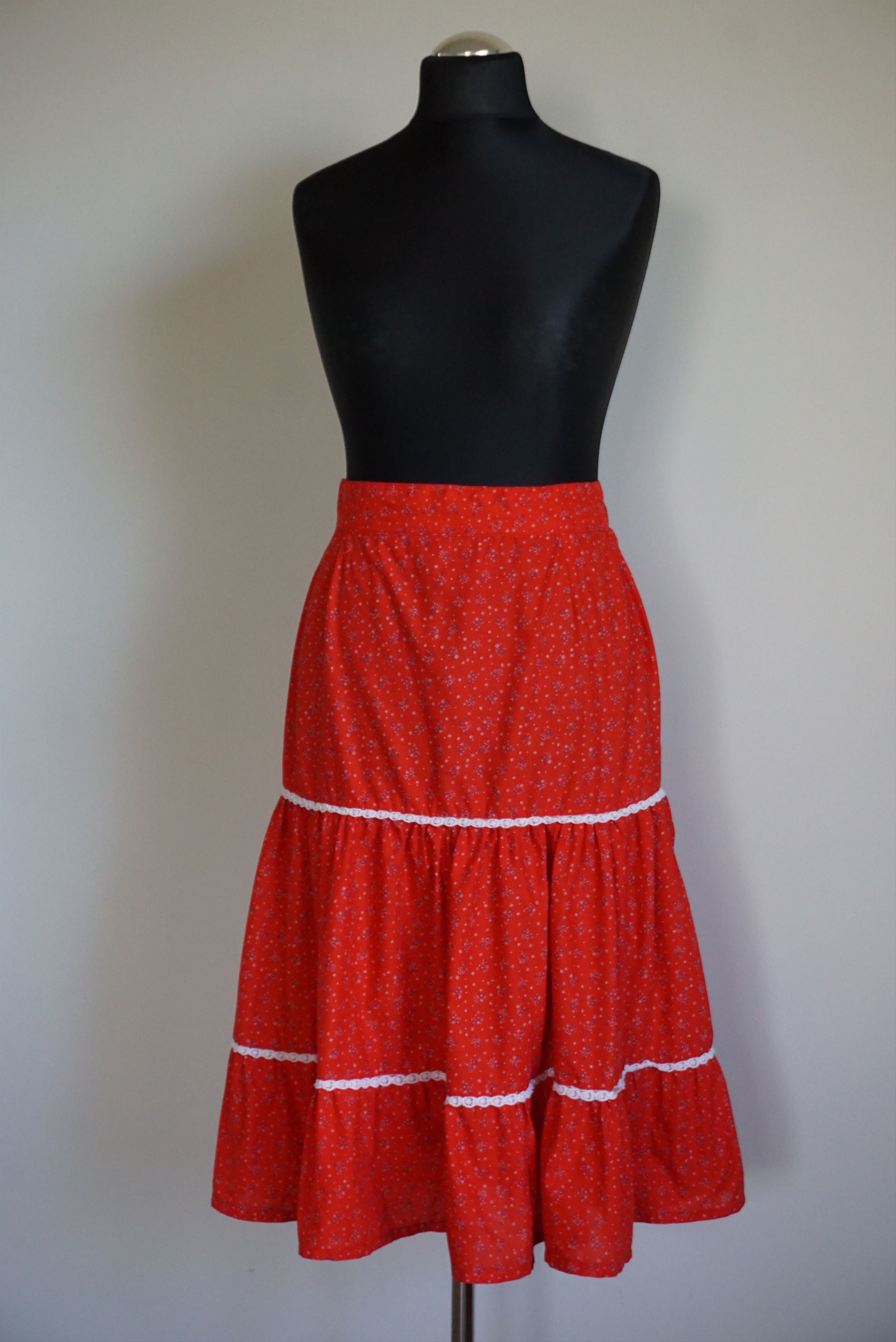 Handmade Spanish custom made skirt 70s floral cotton M 6/8 peasant Size 30" / US 8 / IT 44 - 15 Thumbnail