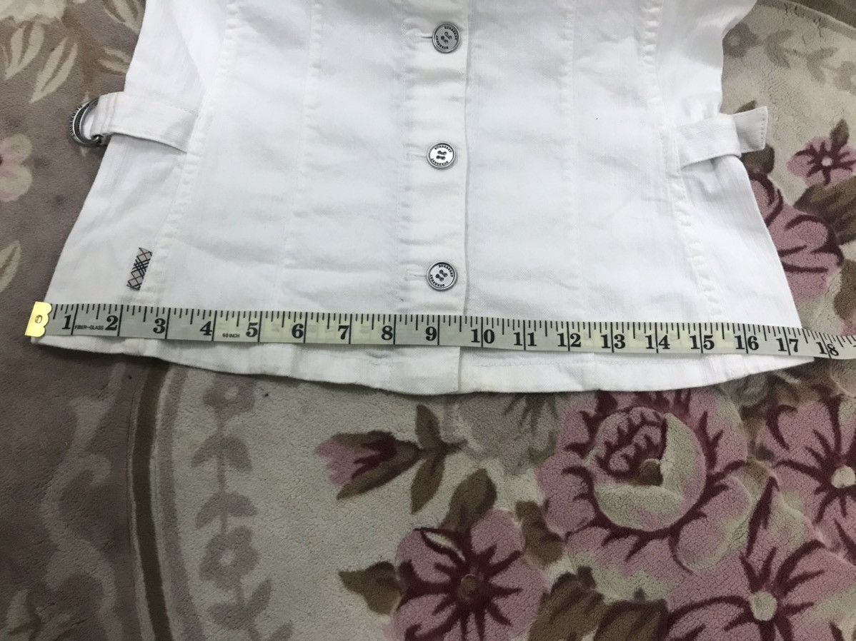 Burberry Vintage burberry jacket lady very rare Size XS / US 0-2 / IT 36-38 - 10 Thumbnail
