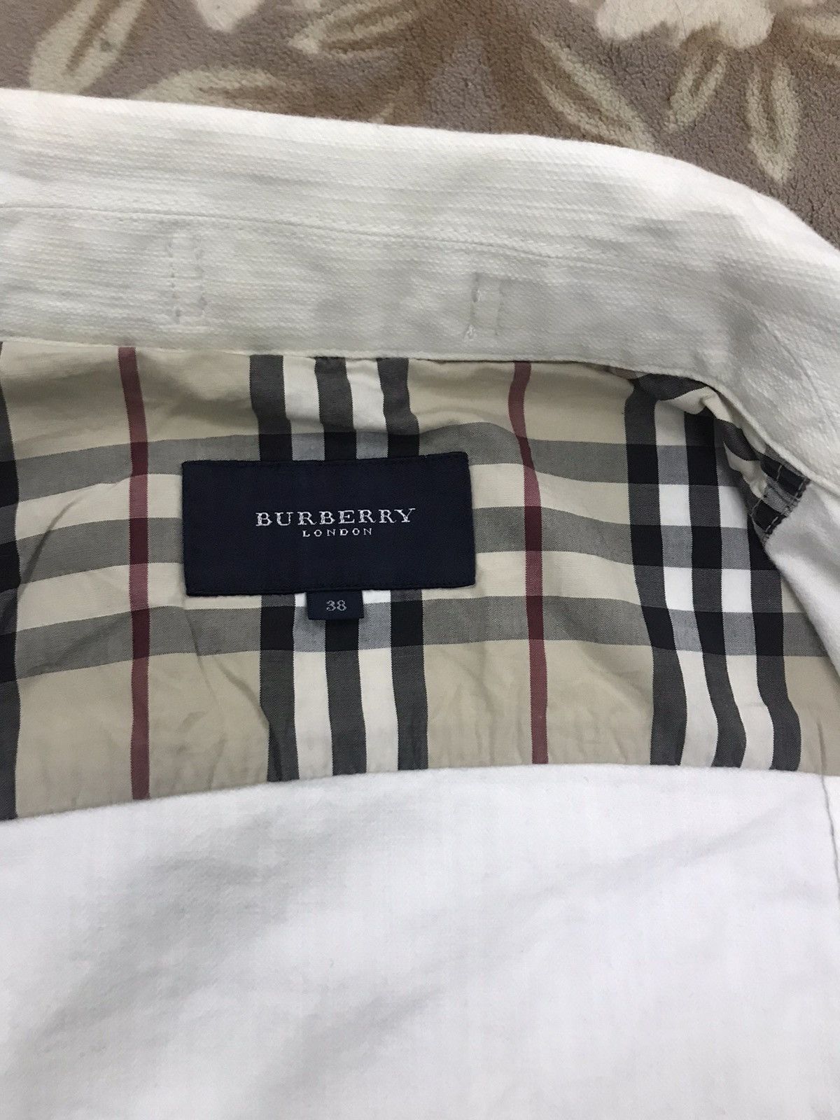 Burberry Vintage burberry jacket lady very rare Size XS / US 0-2 / IT 36-38 - 6 Thumbnail