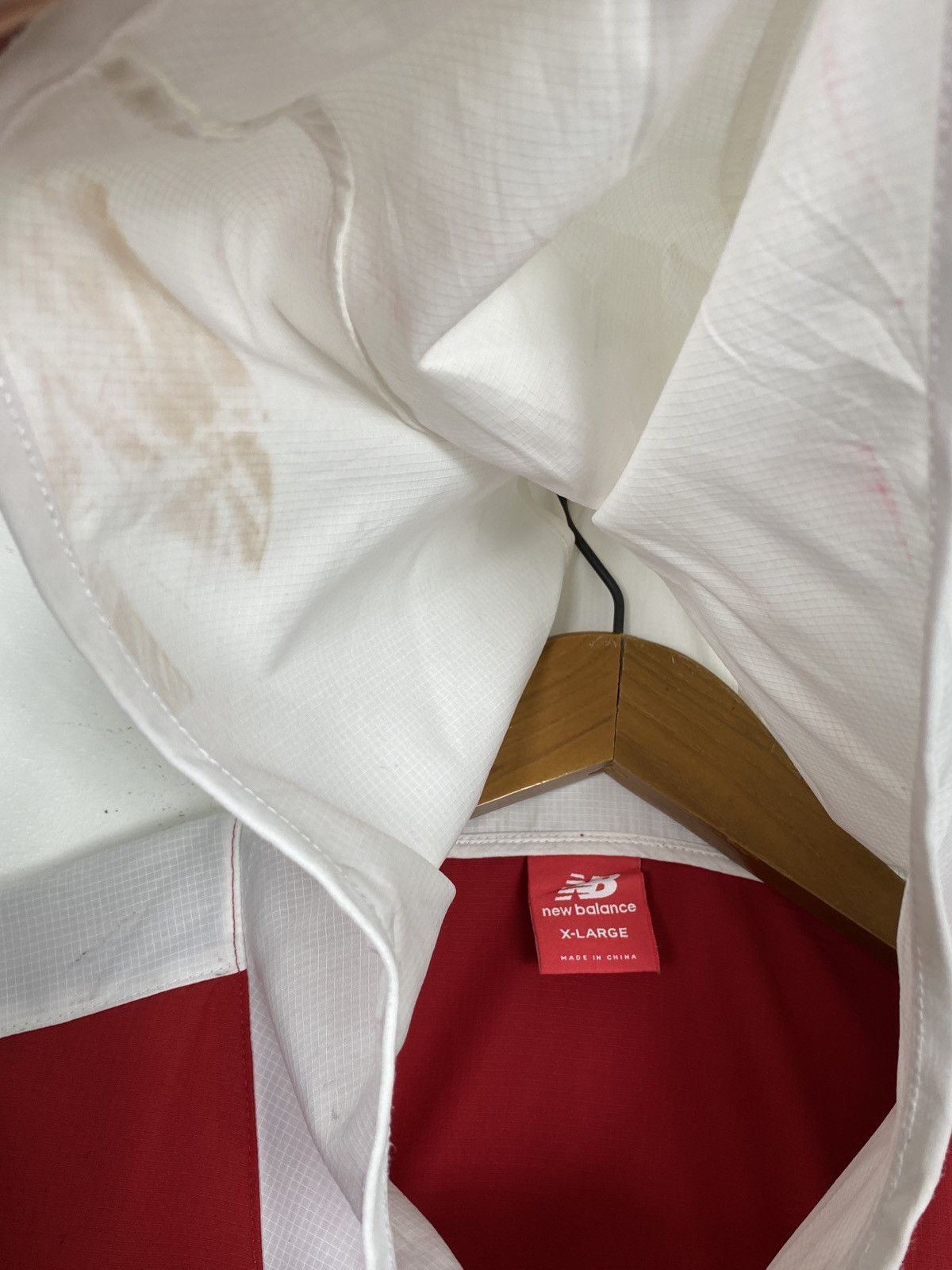 New Balance Rare‼️ New Balance Windbreker Rain Jacket Spell Out Size US XL / EU 56 / 4 - 12 Thumbnail