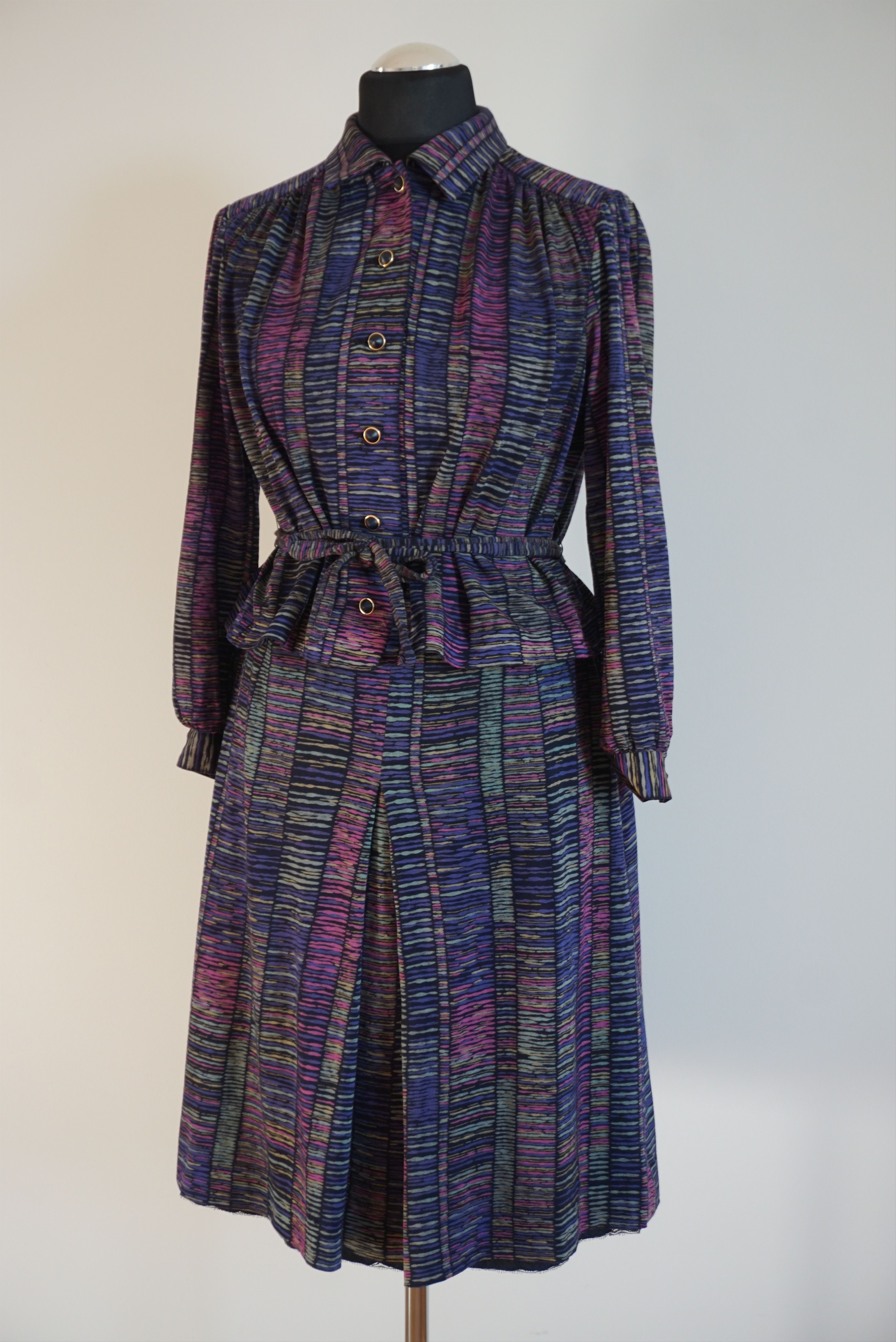 Vintage True vintage 70's 80's top & skirt set 42 M/L 8/10 wool Size M / US 6-8 / IT 42-44 - 5 Thumbnail