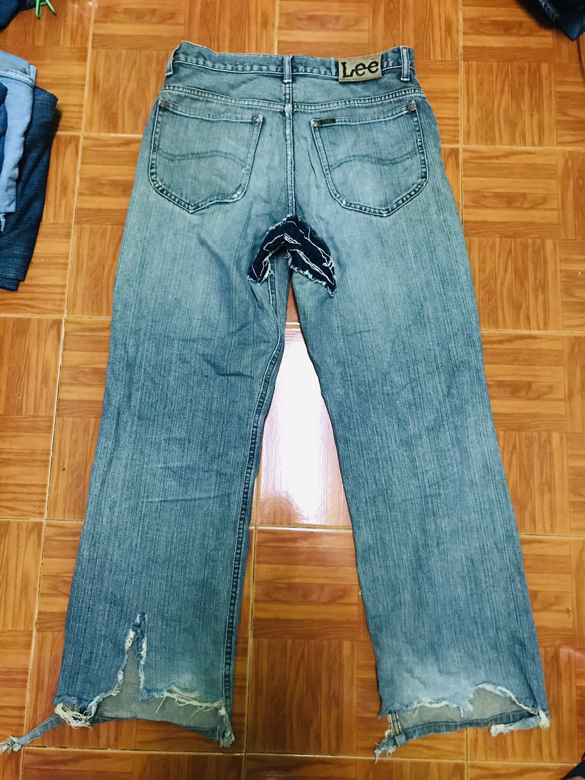 Lee “Vintage Distressed Light Blue Denim Jeans – Faded Wash Size US 31 - 2 Thumbnail