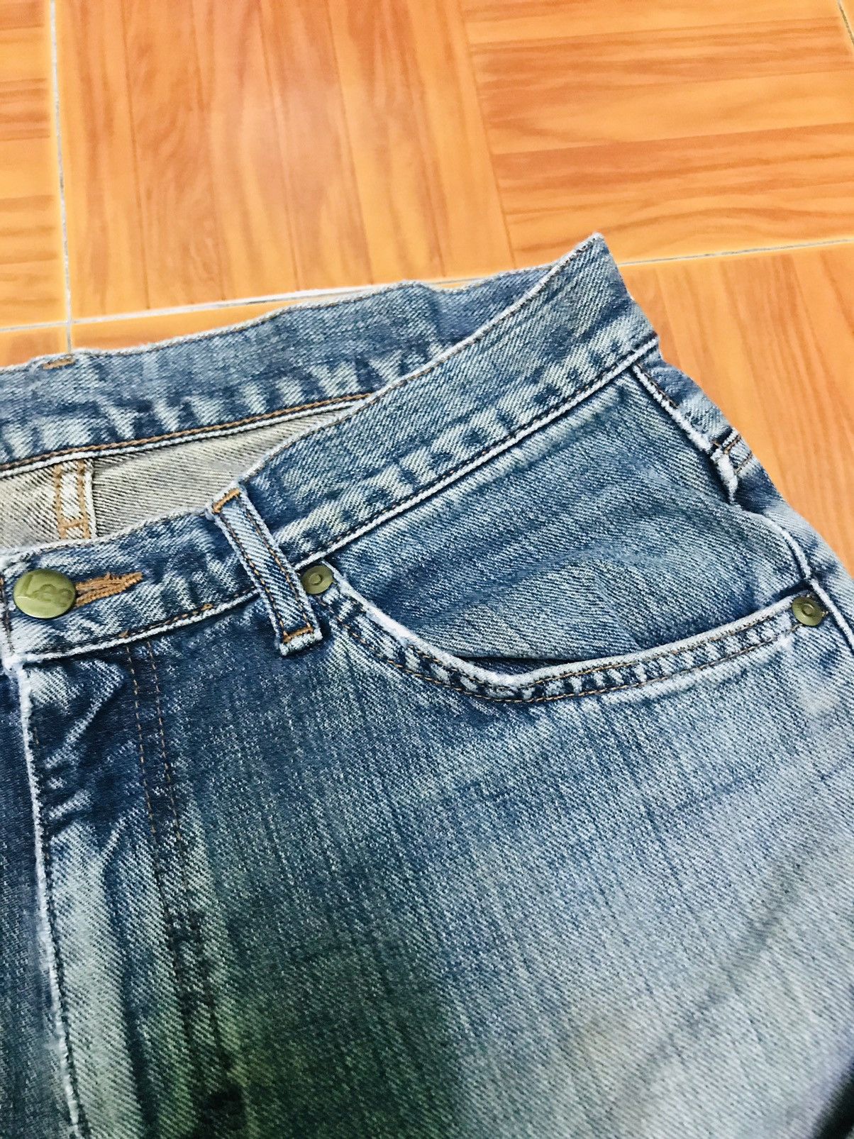 Lee “Vintage Distressed Light Blue Denim Jeans – Faded Wash Size US 31 - 7 Thumbnail