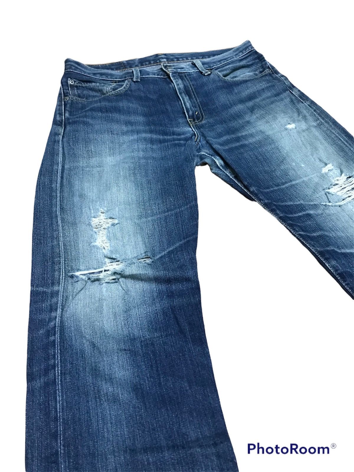Levi's “Vintage Distressed Light Blue Denim Jeans – Faded Wash Size US 33 - 2 Thumbnail