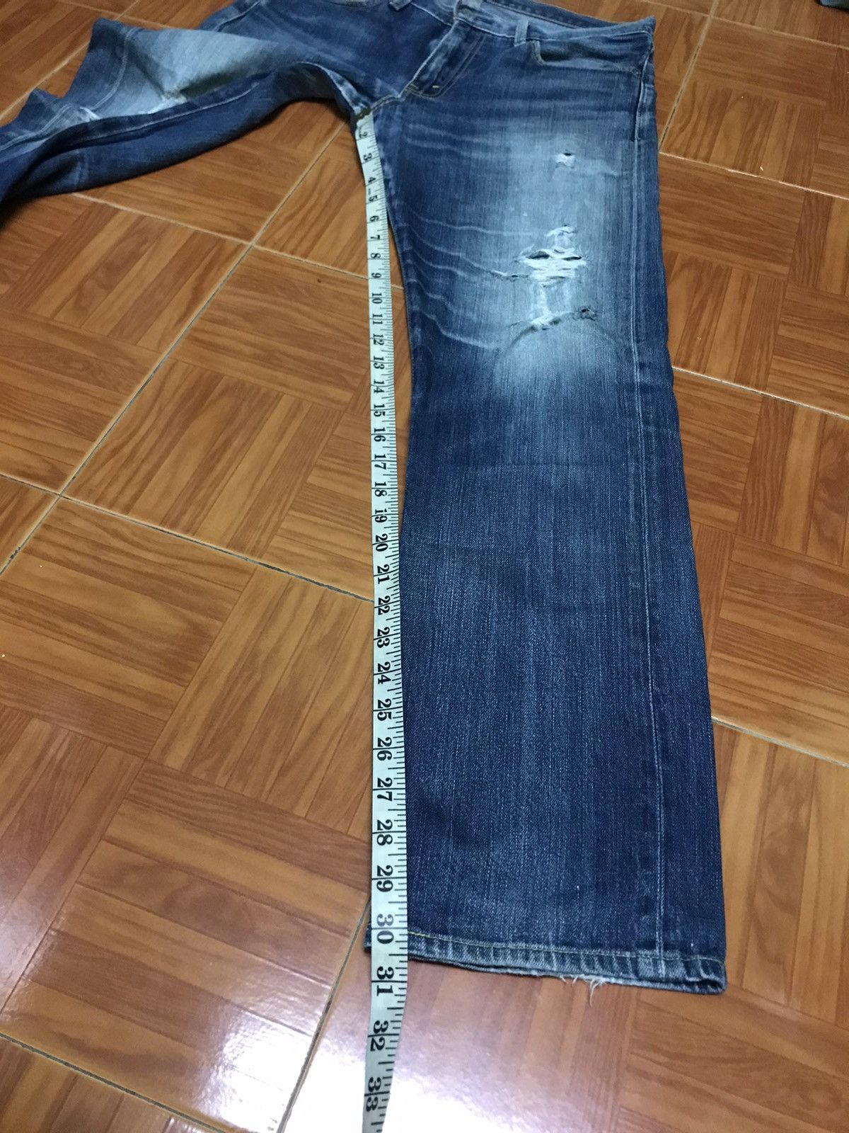 Levi's “Vintage Distressed Light Blue Denim Jeans – Faded Wash Size US 33 - 12 Thumbnail