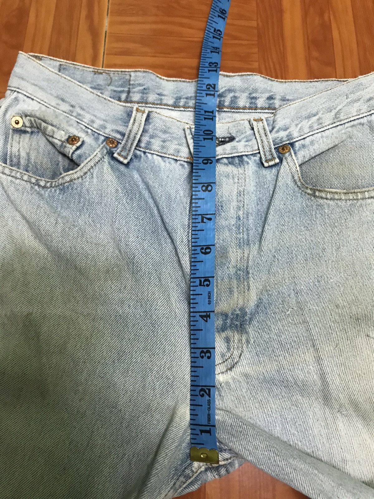 Levi's Vtg Light Wash Distressed Jeans – Straight Leg Frayed Hem Size US 28 / EU 44 - 11 Thumbnail