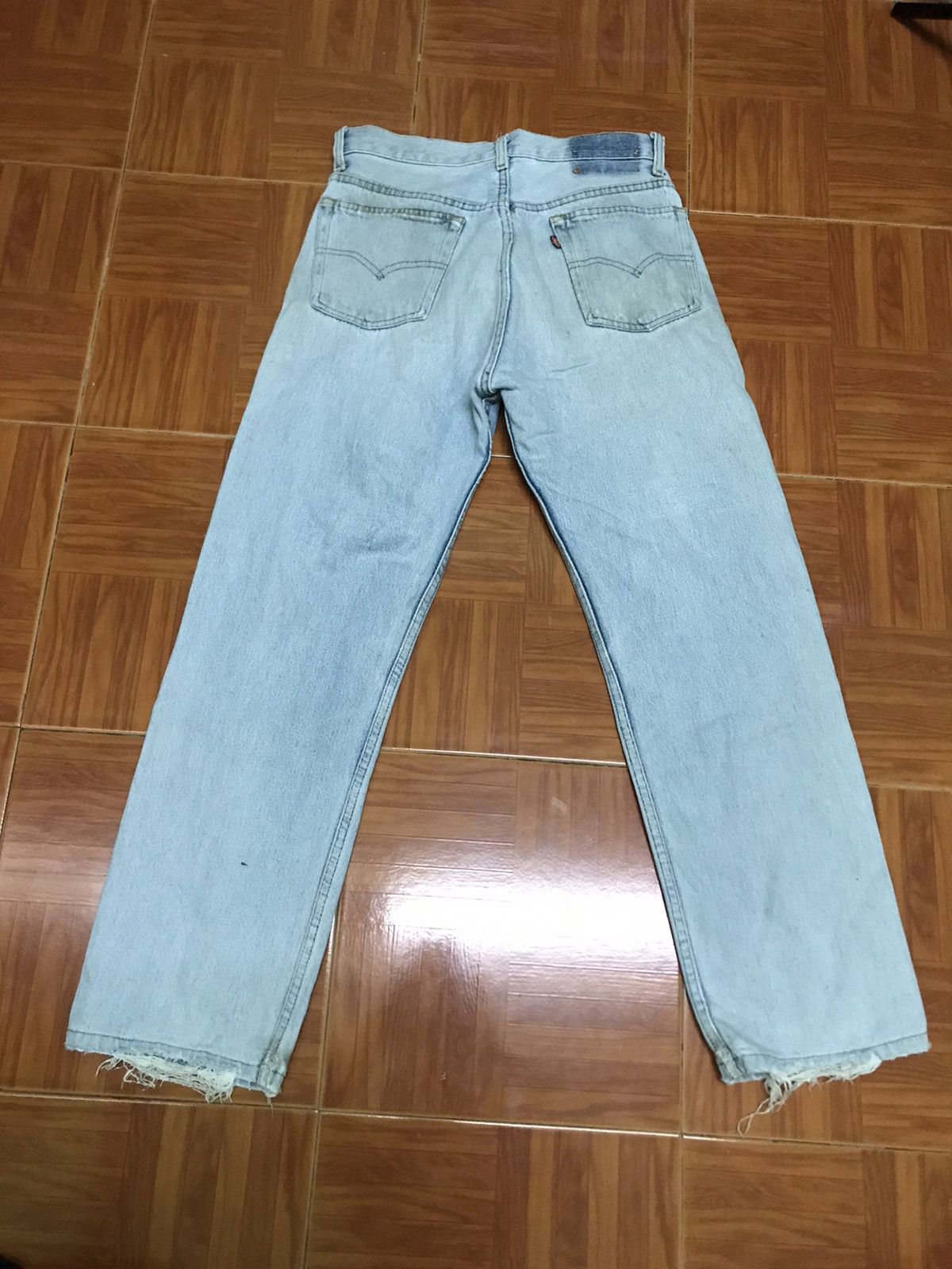 Levi's Vtg Light Wash Distressed Jeans – Straight Leg Frayed Hem Size US 28 / EU 44 - 5 Thumbnail