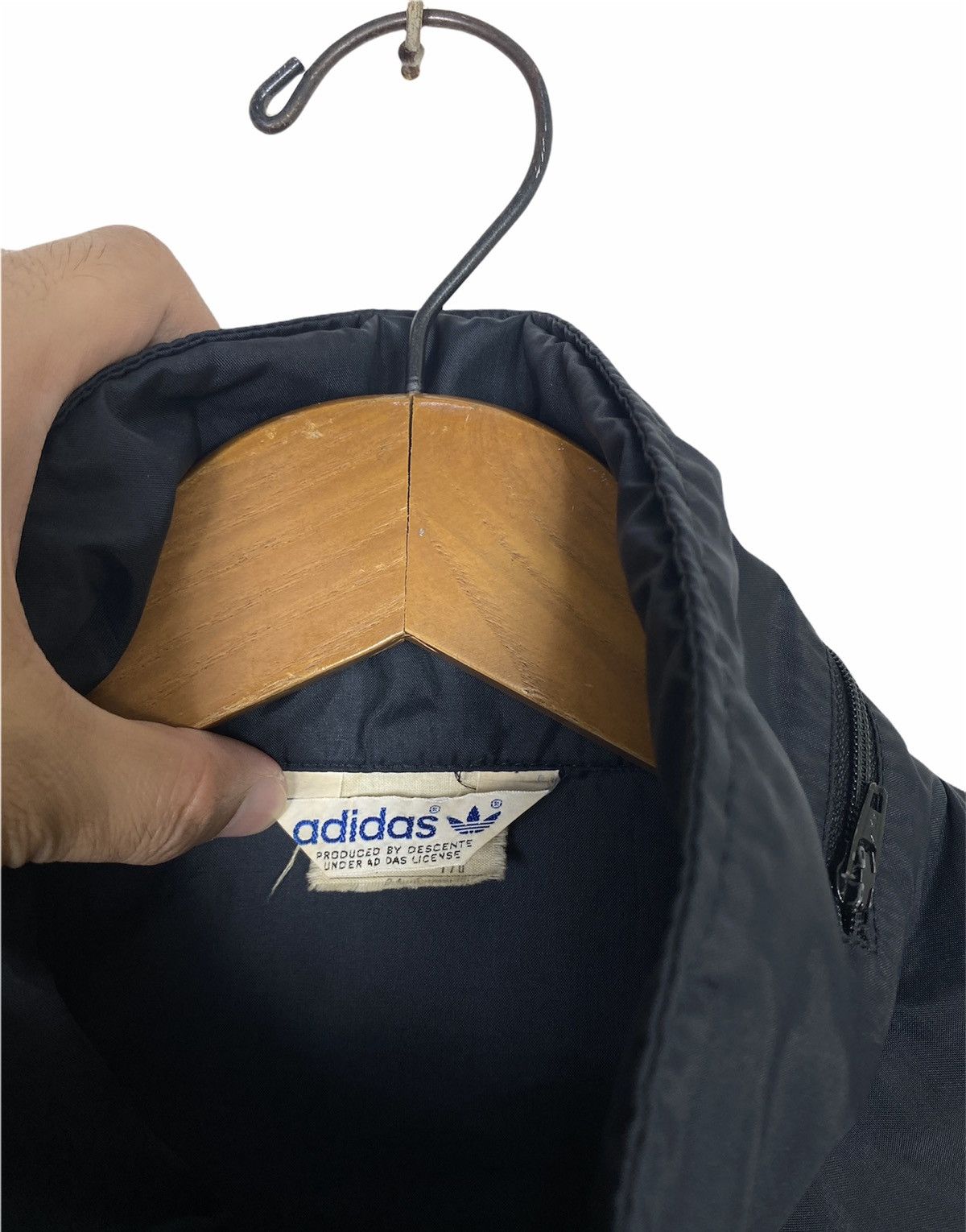 Adidas ✔️Rare‼️Adidas Trefoil Windbreker Embroided Small Logo Large Size US L / EU 52-54 / 3 - 3 Thumbnail