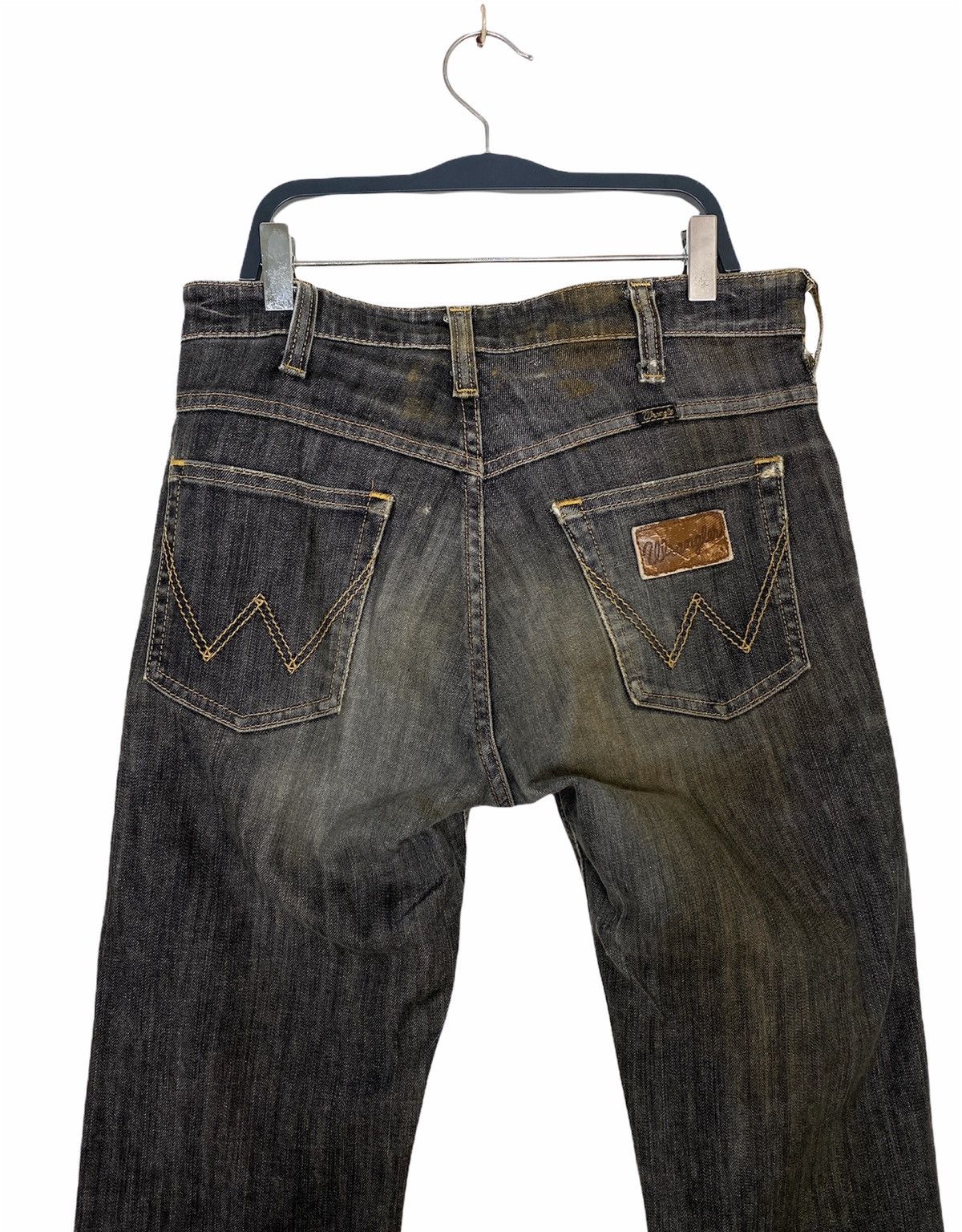 Wrangler Rare‼️Wrangler Jeans Size 30 Size US 30 / EU 46 - 2 Thumbnail
