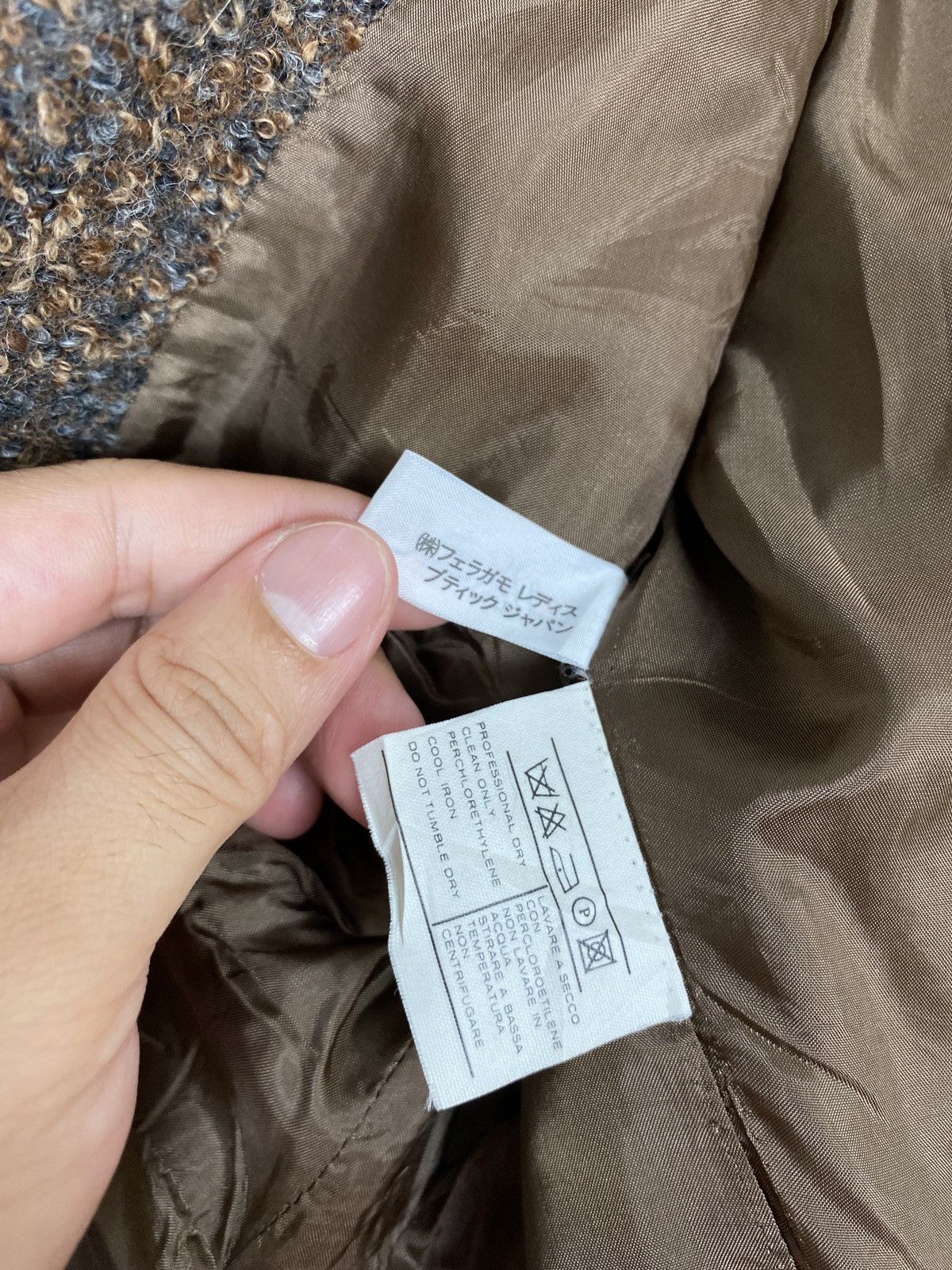 Salvatore Ferragamo Rare‼️Salvatore Ferragamo Coat Large Size Made in Italy Size L / US 10 / IT 46 - 7 Thumbnail