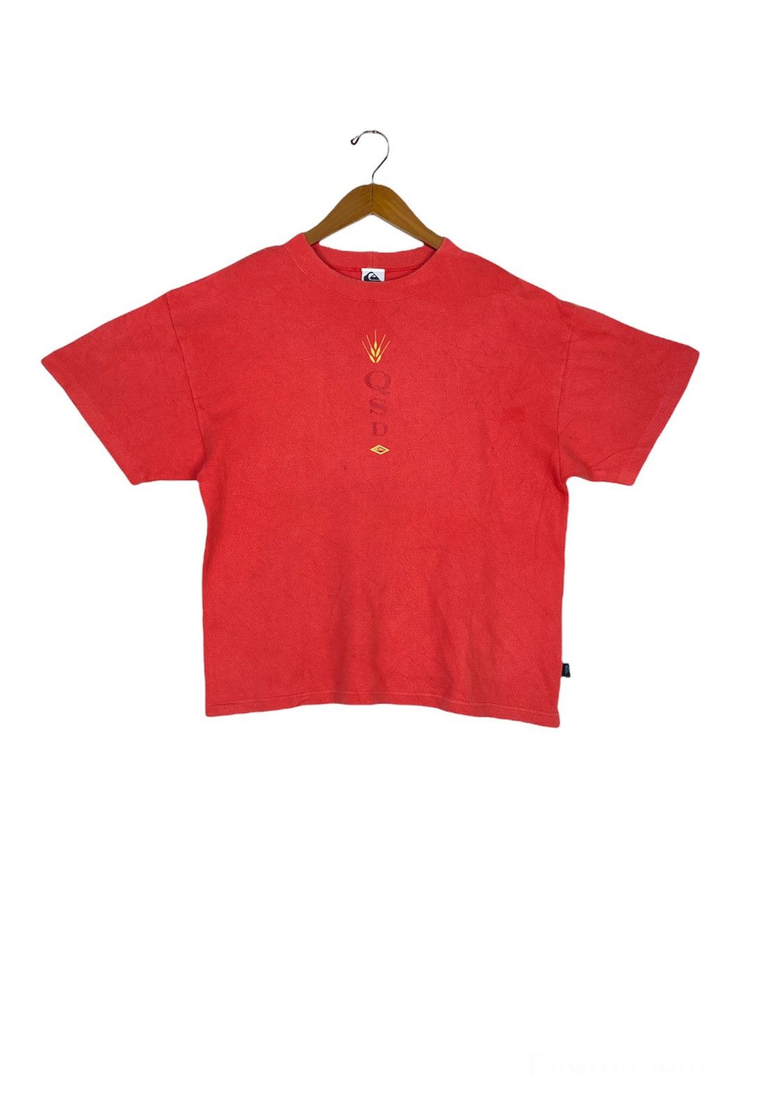 image of vintage Quiksilver Qsd Sweatshirt Short Sleeve in Red, Men's (Size Large)