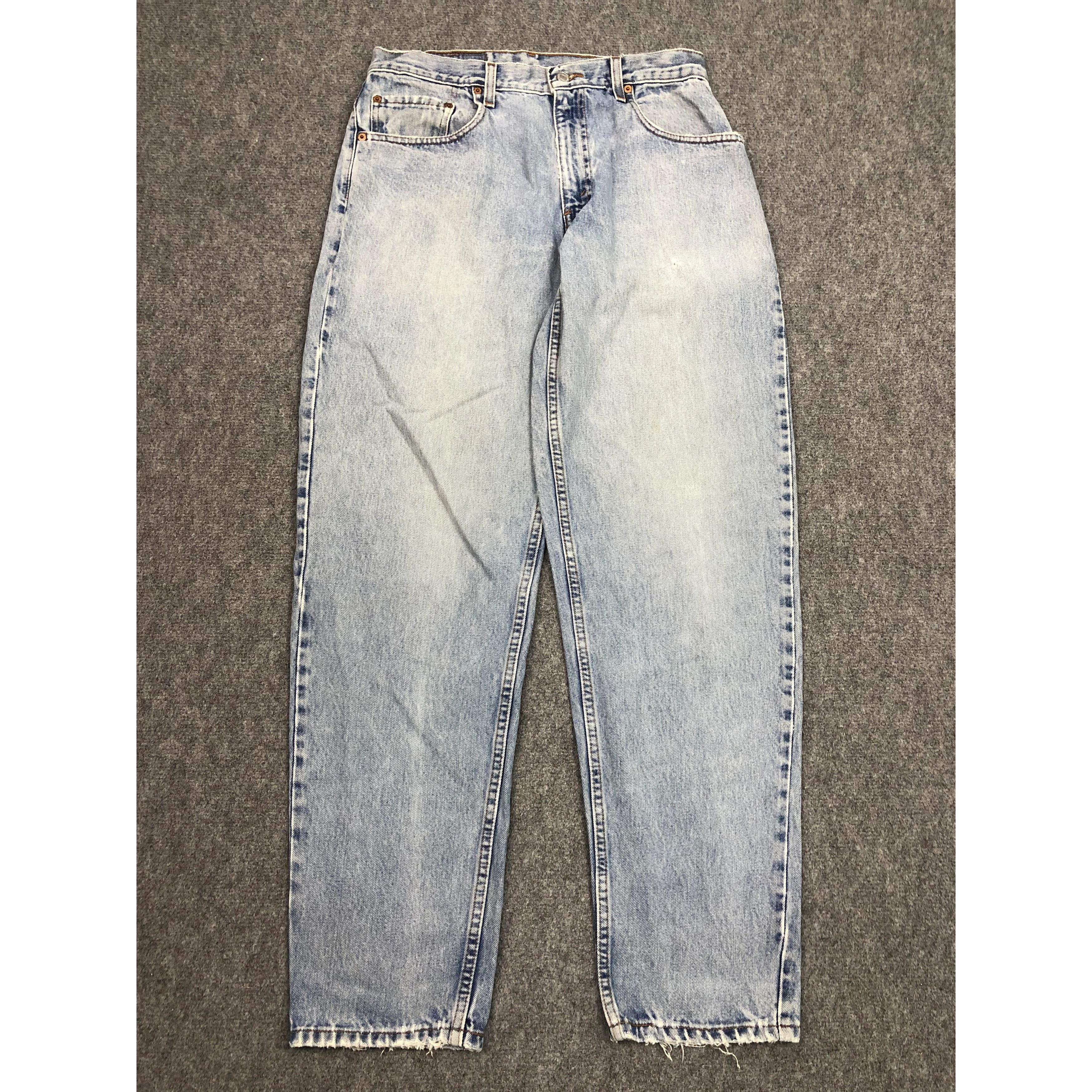Levi's × Vintage Vintage 90s Levis 560 Jeans Lightwash DP0472 Size US 33 - 1 Thumbnail