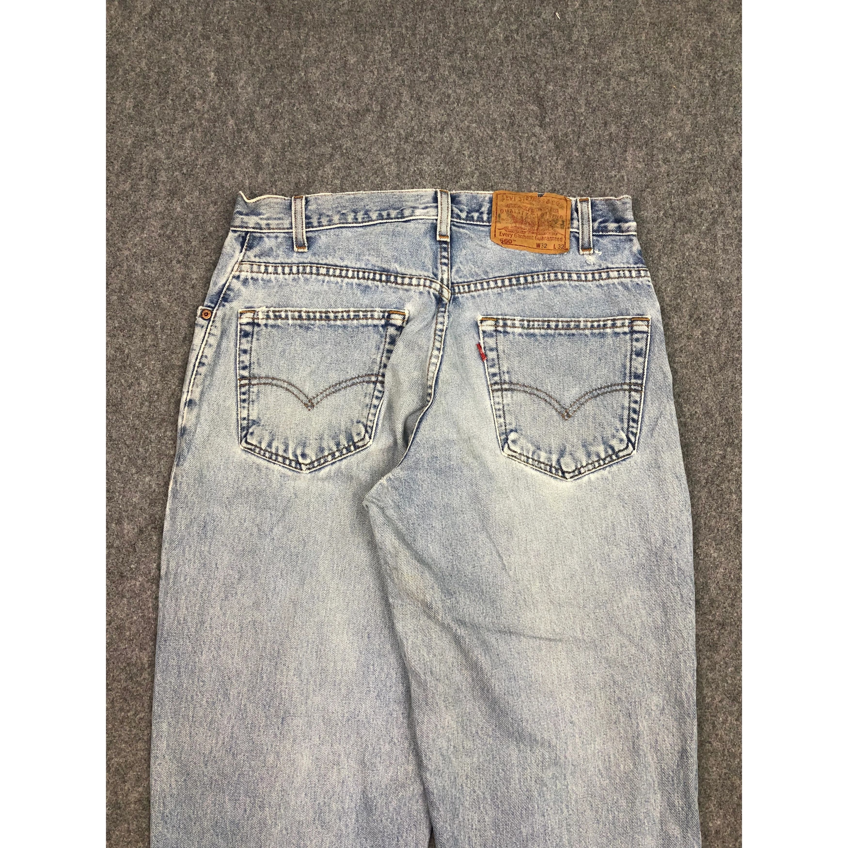 Levi's × Vintage Vintage 90s Levis 560 Jeans Lightwash DP0472 Size US 33 - 4 Thumbnail