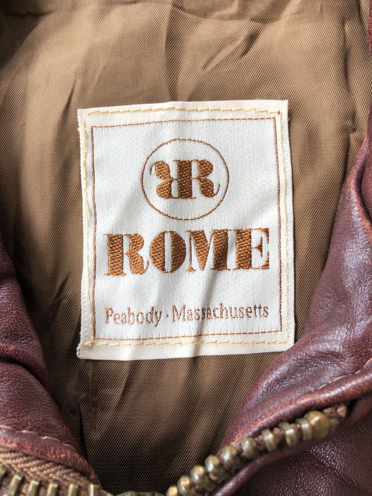 Genuine Leather Vintage 70s Rome Peabody Massachusetts Biker Leather Jacket Size US M / EU 48-50 / 2 - 6 Thumbnail