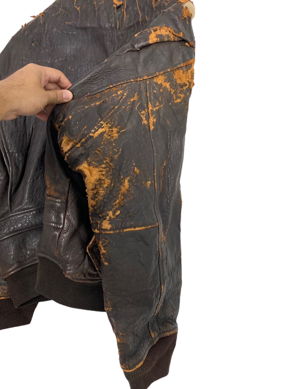 Avirex Vtg 80’s DISTRESSED Avirex Type G-1 Leather Flight Jacket Size US XS / EU 42 / 0 - 17 Thumbnail