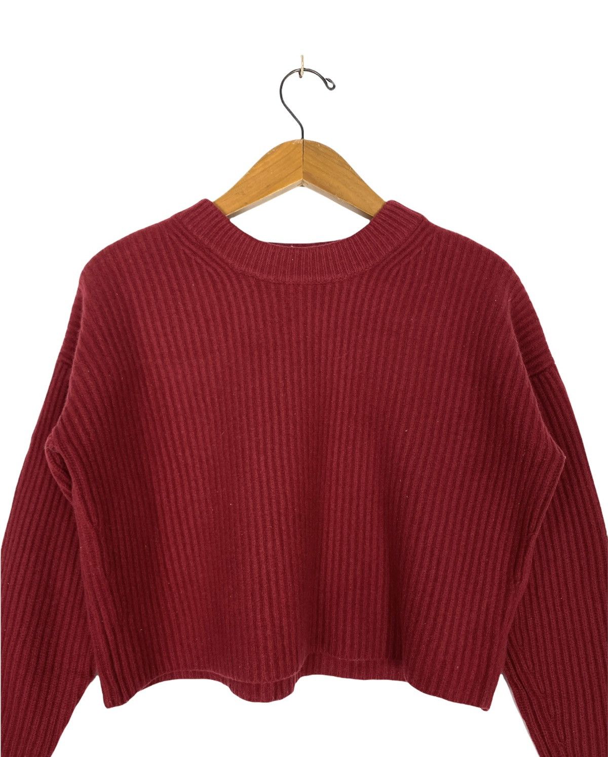 Christophe Lemaire Christophe Lemaire x Uniqlo Cropped Sweatshirt (Women) Size ONE SIZE - 2 Thumbnail