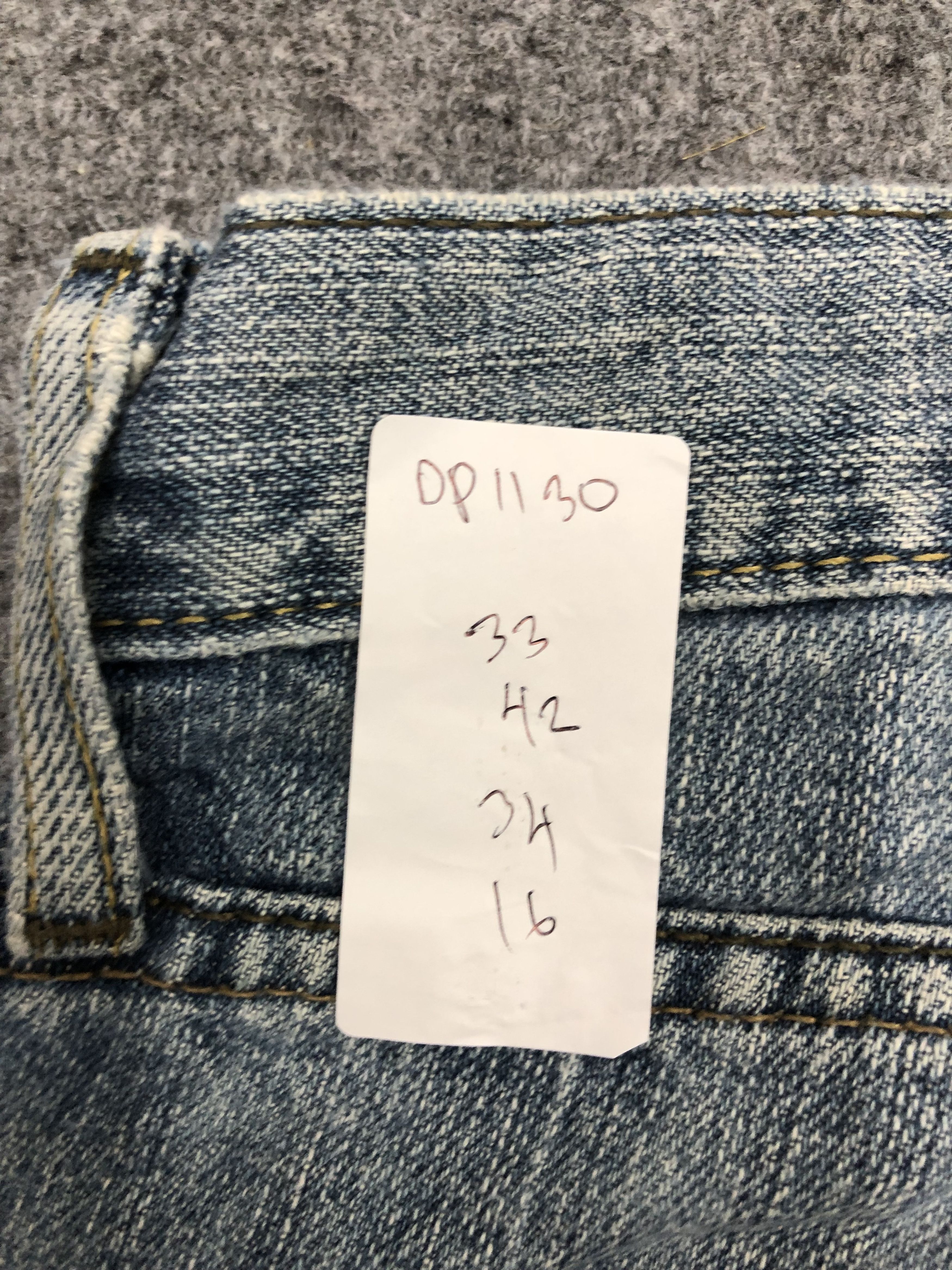 Levi's Vintage Levis 514 Denim DP1130 Size US 33 - 13 Thumbnail