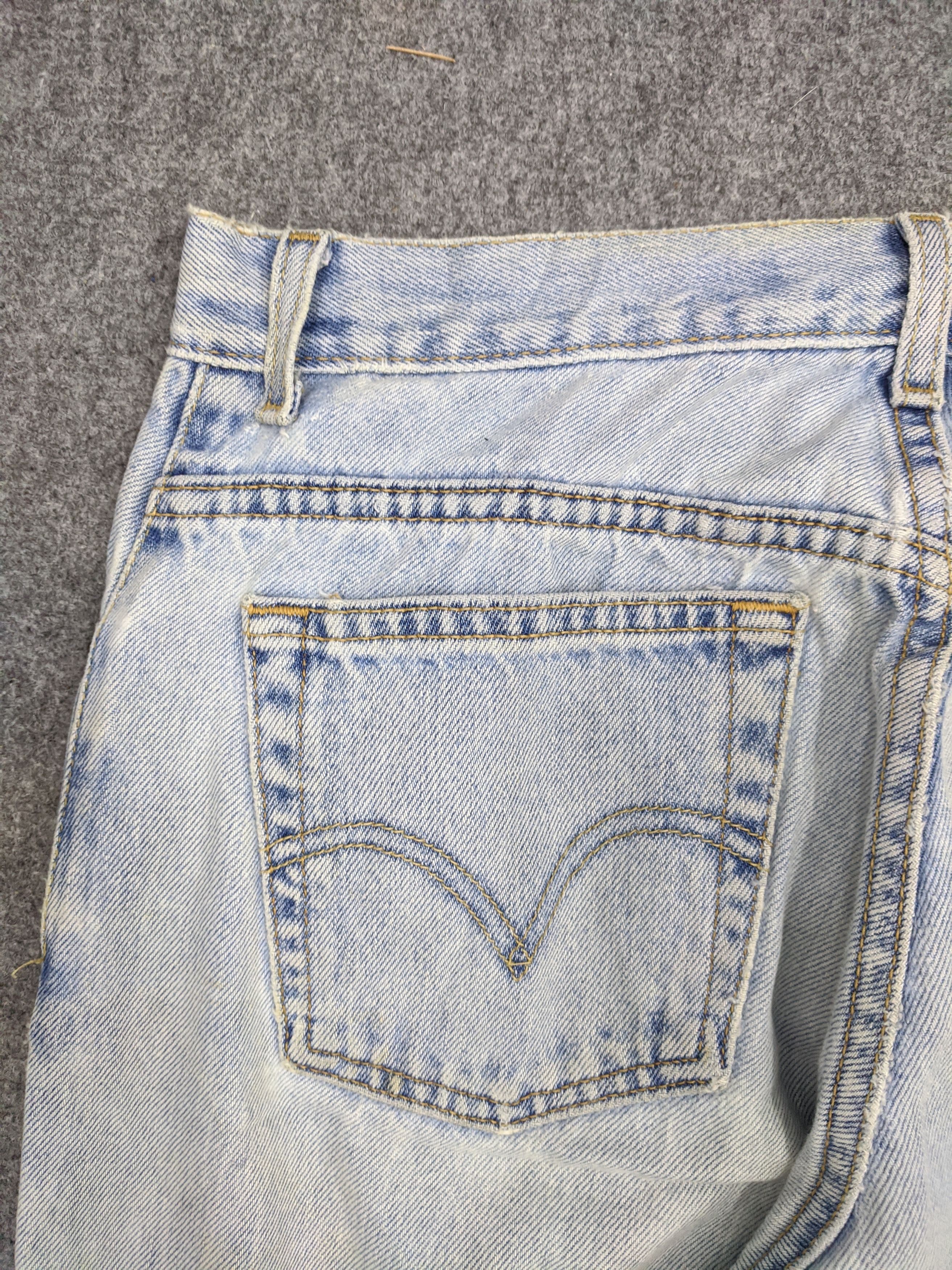 Levi's Vintage Levis 550 Jeans DP0739 Size US 33 - 16 Thumbnail