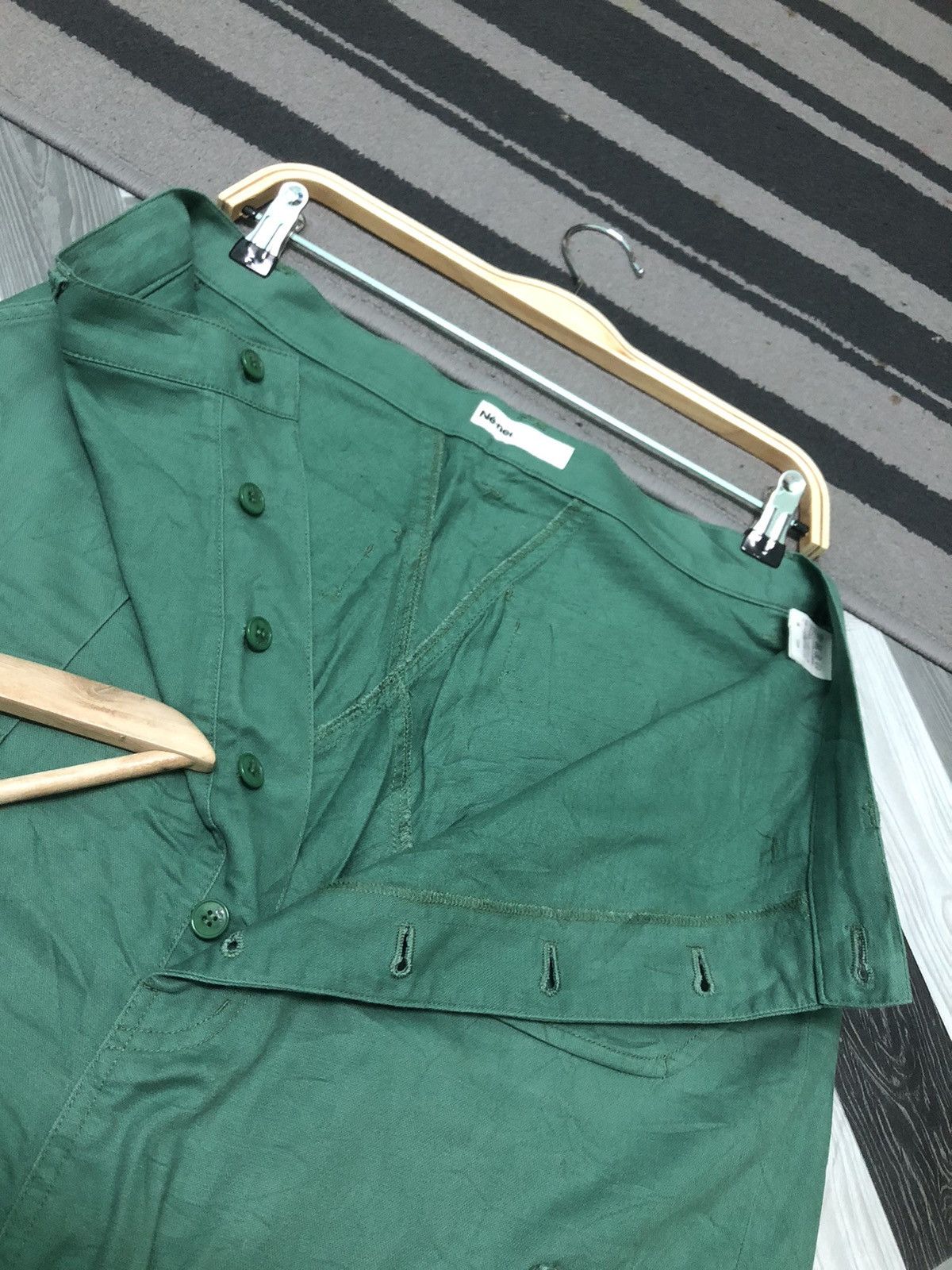 Issey Miyake × Japanese Brand × Ne-Net Ne-NET ISSEY MIYAKE HIGH RISE MULTI POCKET SHORT PANTS Size US 31 - 5 Thumbnail