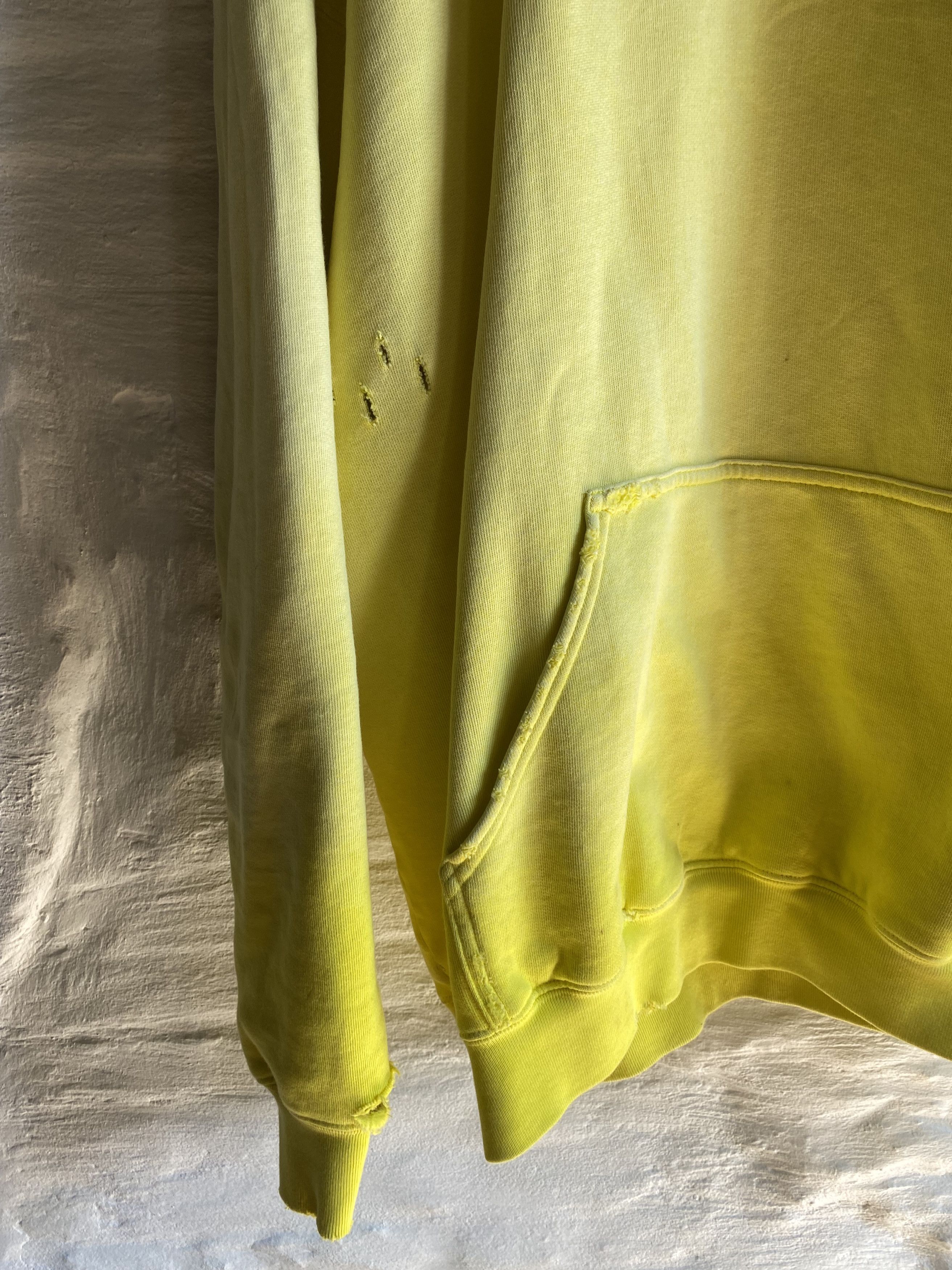 Balenciaga Oversized Yellow Faded Destroyed Hoodie Size S Size US S / EU 44-46 / 1 - 2 Thumbnail