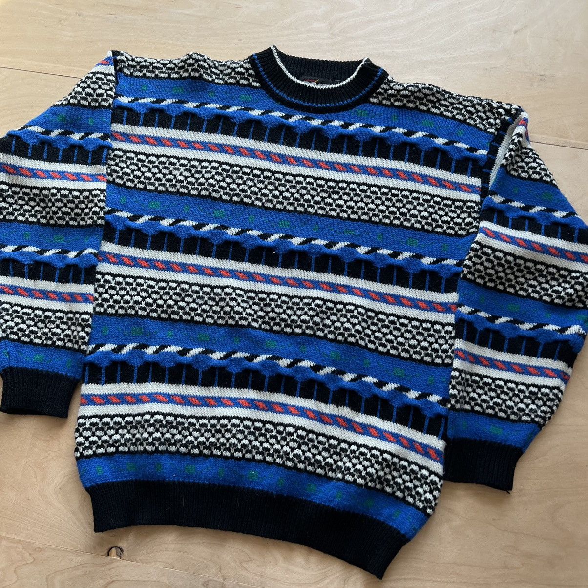 Lightning Bolt × Vintage Vintage Coogi Sweater Large Blue 90s Knit Lightning Bolt Size US L / EU 52-54 / 3 - 5 Thumbnail