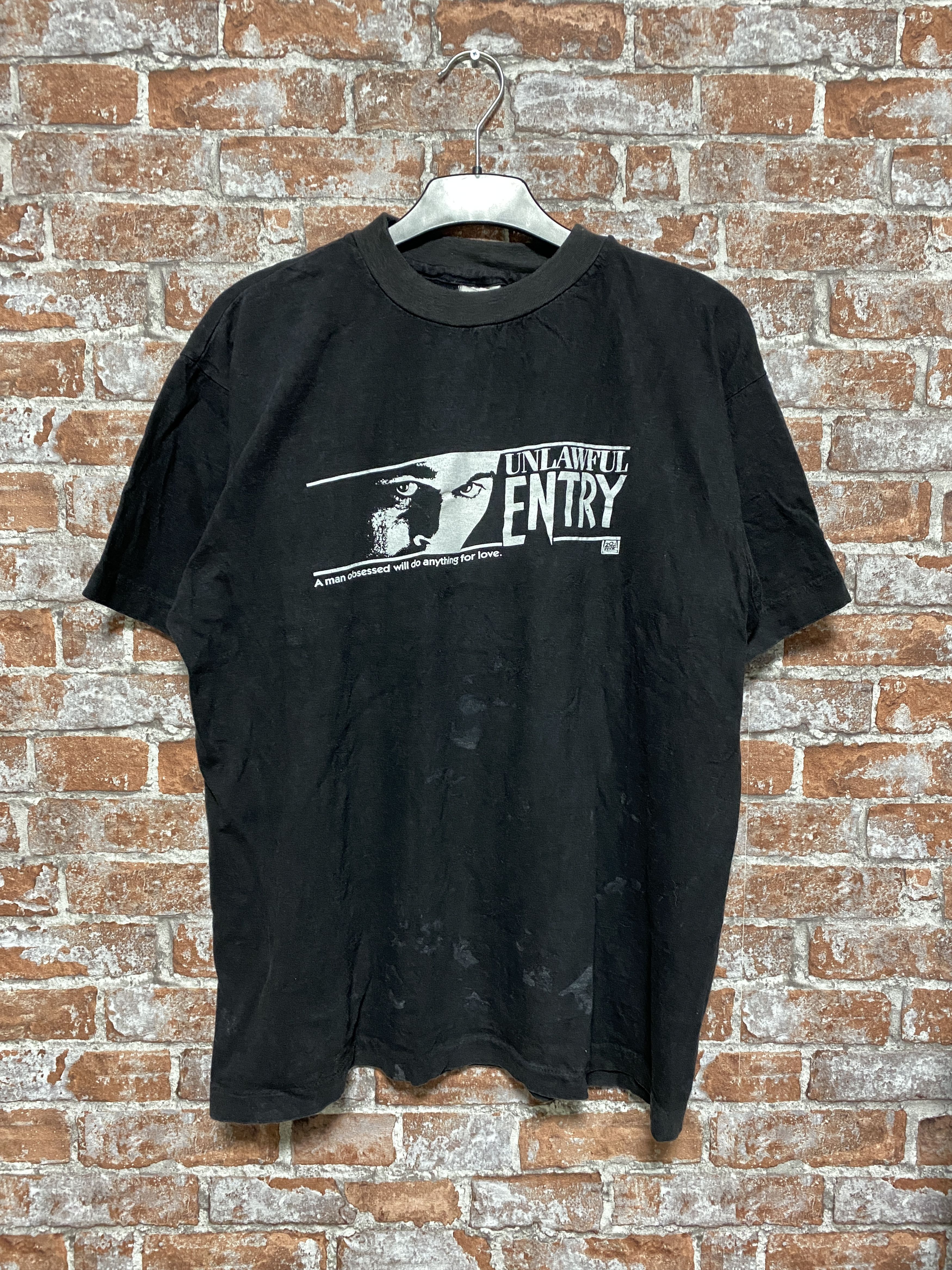 Vintage Rare Unlawful Entry 90s Vintage Movie Tee Size US XL / EU 56 / 4 - 1 Thumbnail