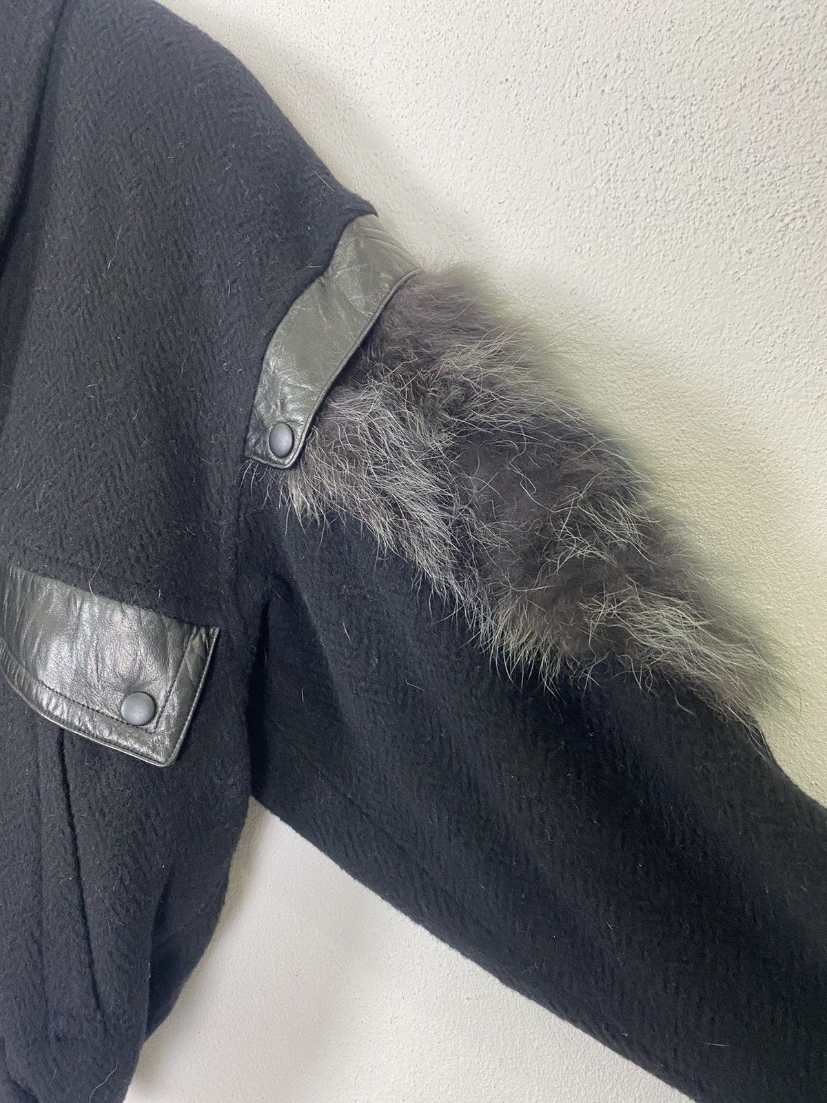BIJAN × Japanese Brand VINTAGE BIZAN BOMBER FUR JACKET NICE DESIGN Size US L / EU 52-54 / 3 - 9 Thumbnail