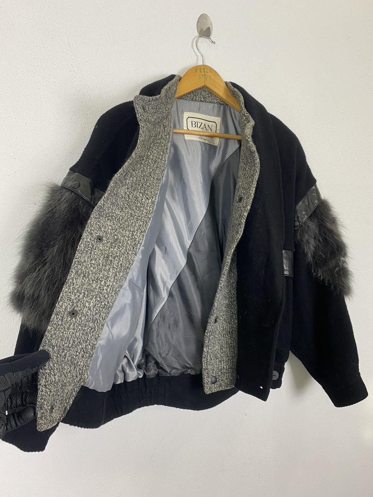BIJAN × Japanese Brand VINTAGE BIZAN BOMBER FUR JACKET NICE DESIGN Size US L / EU 52-54 / 3 - 13 Thumbnail