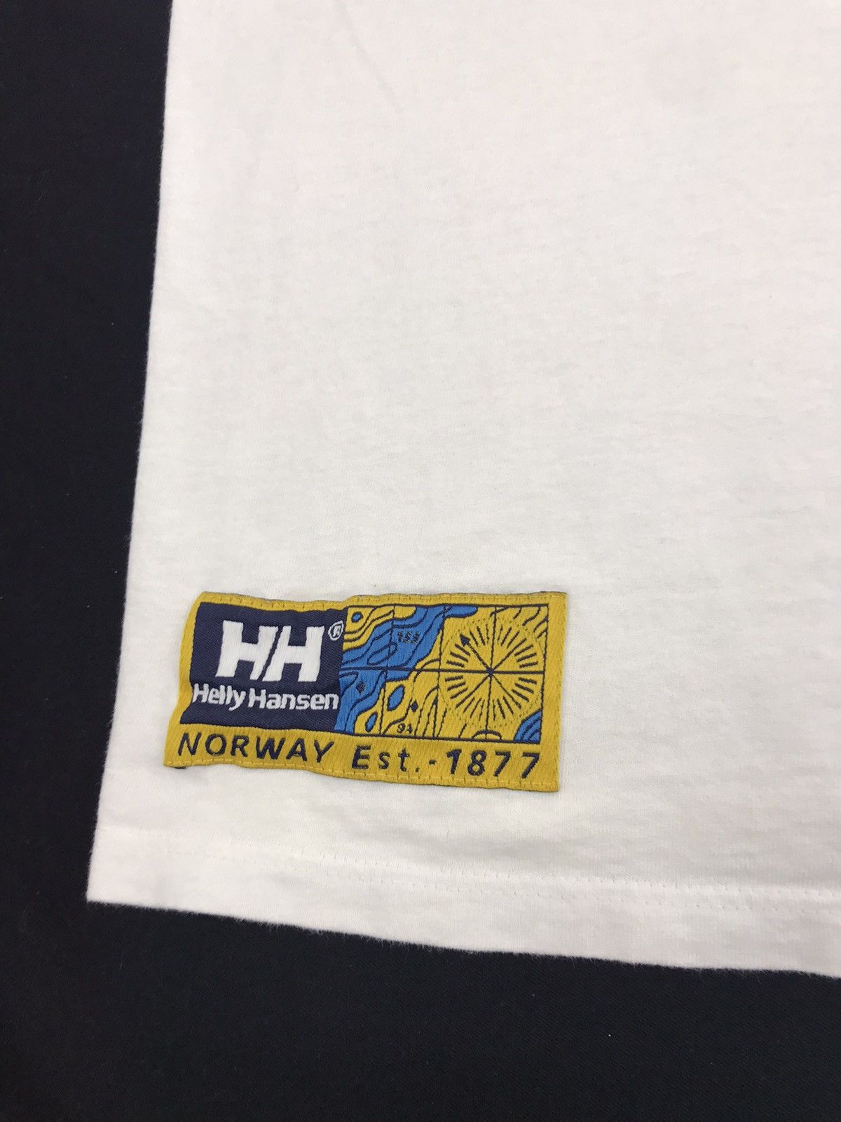 Helly Hansen Vintage Helly Hansen International Land Sea Norway Tee Size US L / EU 52-54 / 3 - 3 Thumbnail