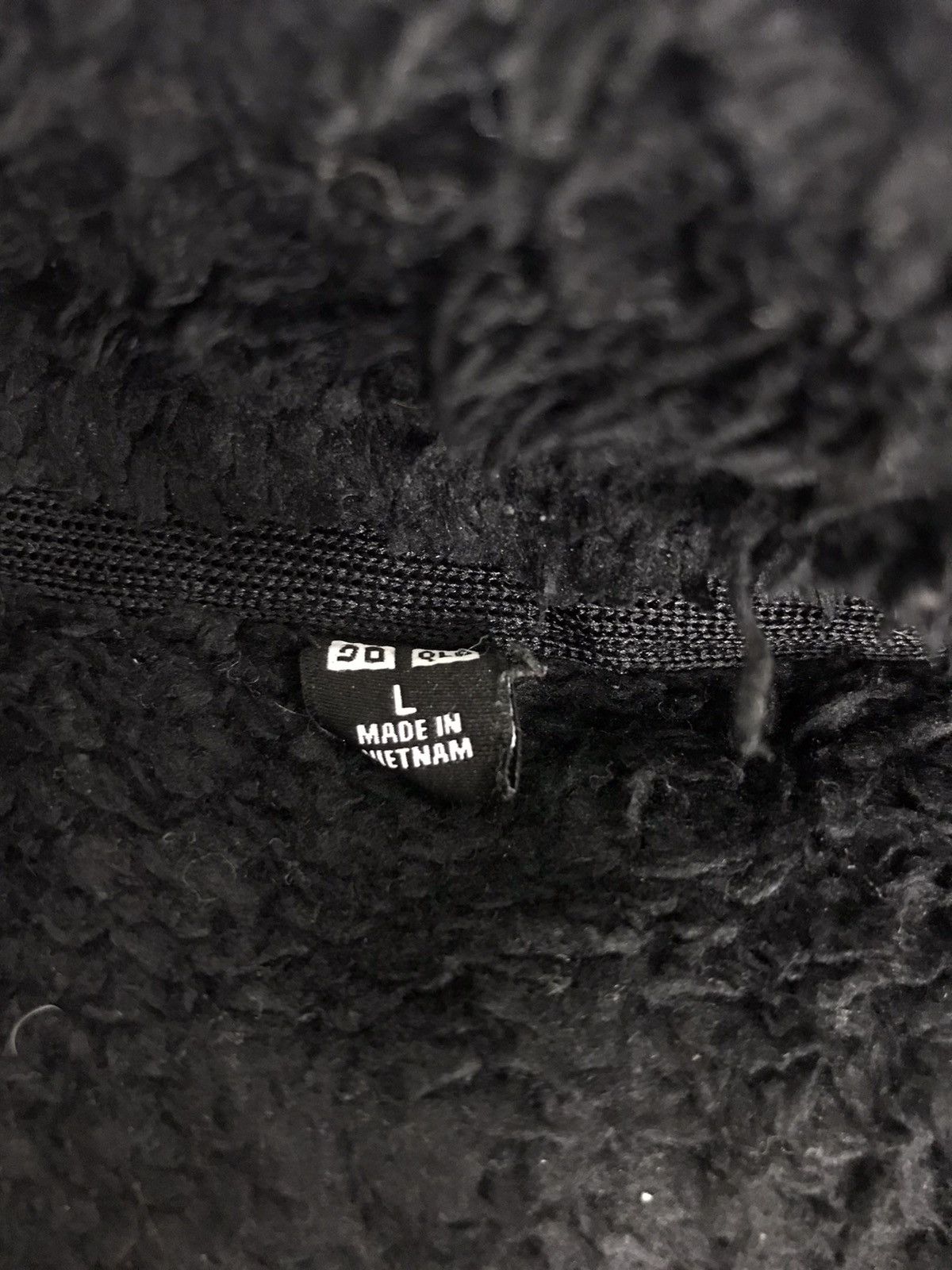 Japanese Brand Fleece Sweatshirt Hoodies Winter Wear Minimalist Style Size US L / EU 52-54 / 3 - 2 Thumbnail