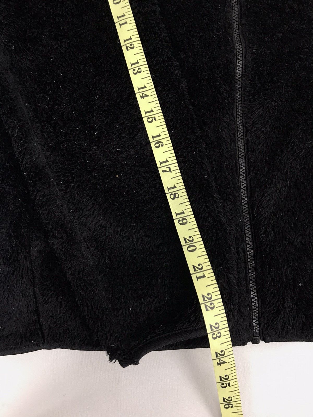 Japanese Brand Fleece Sweatshirt Hoodies Winter Wear Minimalist Style Size US L / EU 52-54 / 3 - 7 Thumbnail