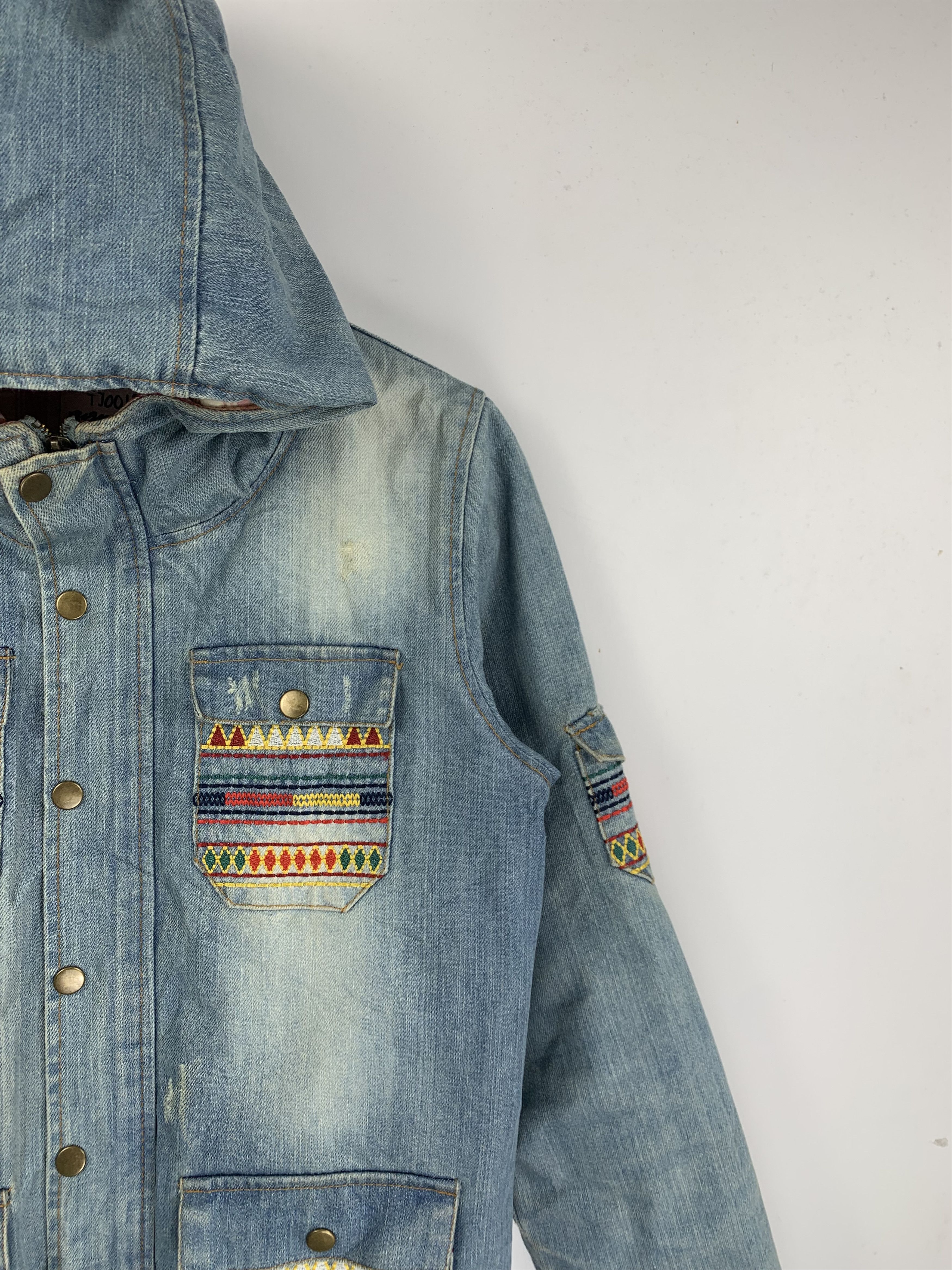 Japanese Brand Vintage Japanese Brand Multi Pocket Faded Denim Jacket Size US S / EU 44-46 / 1 - 5 Thumbnail