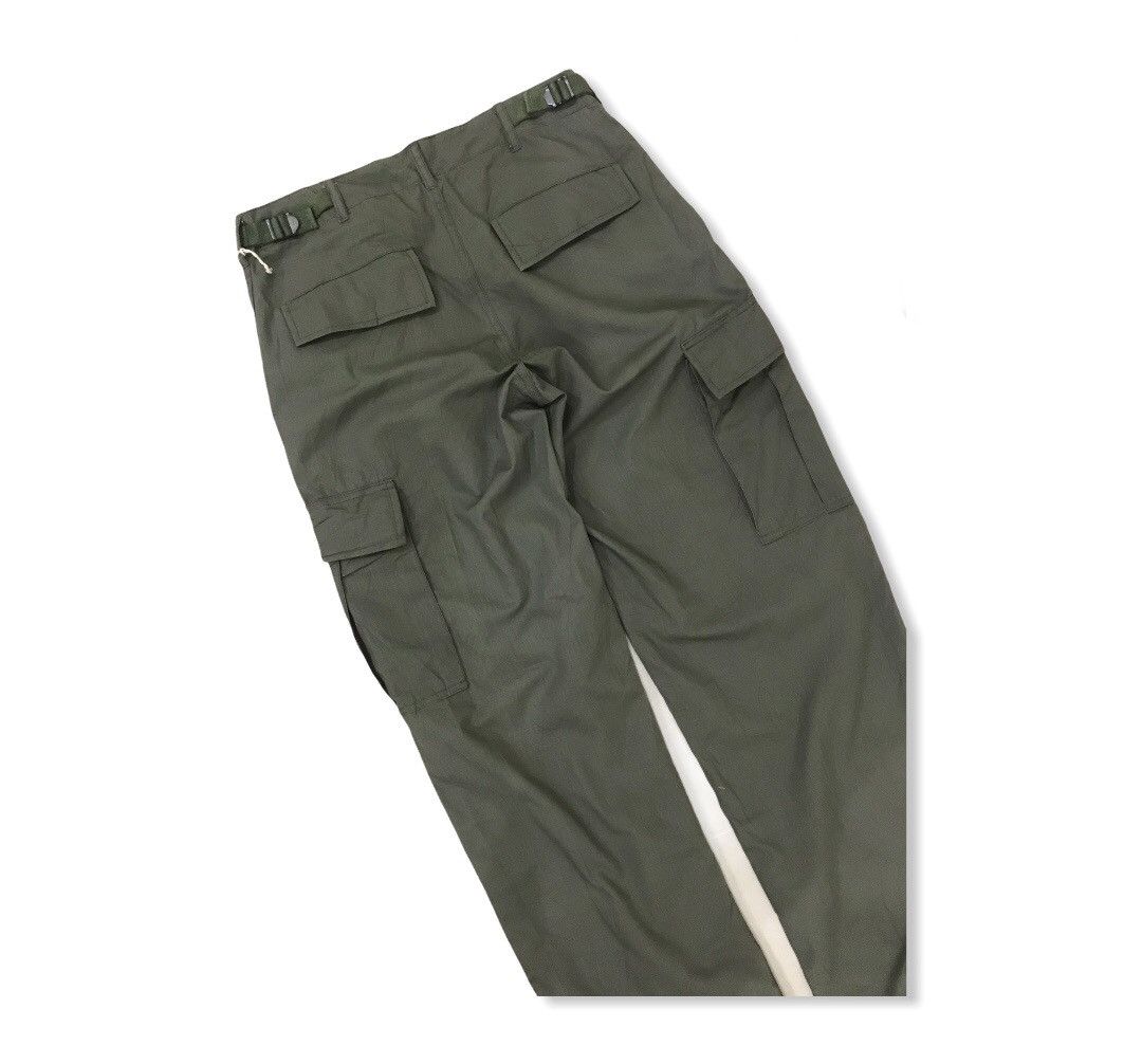 Japanese Brand Japanese Brand Yoshitomo Multipocket Parachute Cargo Pants Size US 32 / EU 48 - 21 Thumbnail