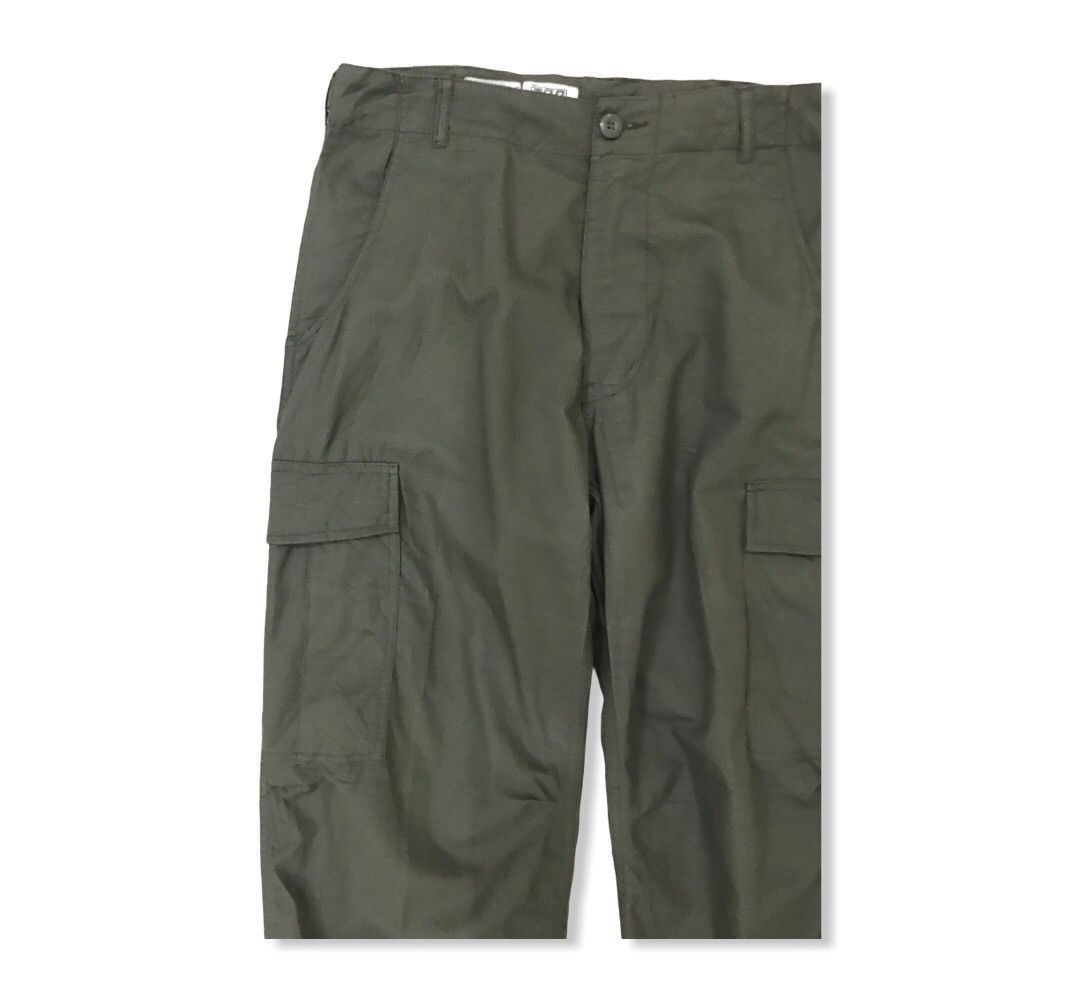 Japanese Brand Japanese Brand Yoshitomo Multipocket Parachute Cargo Pants Size US 32 / EU 48 - 4 Thumbnail
