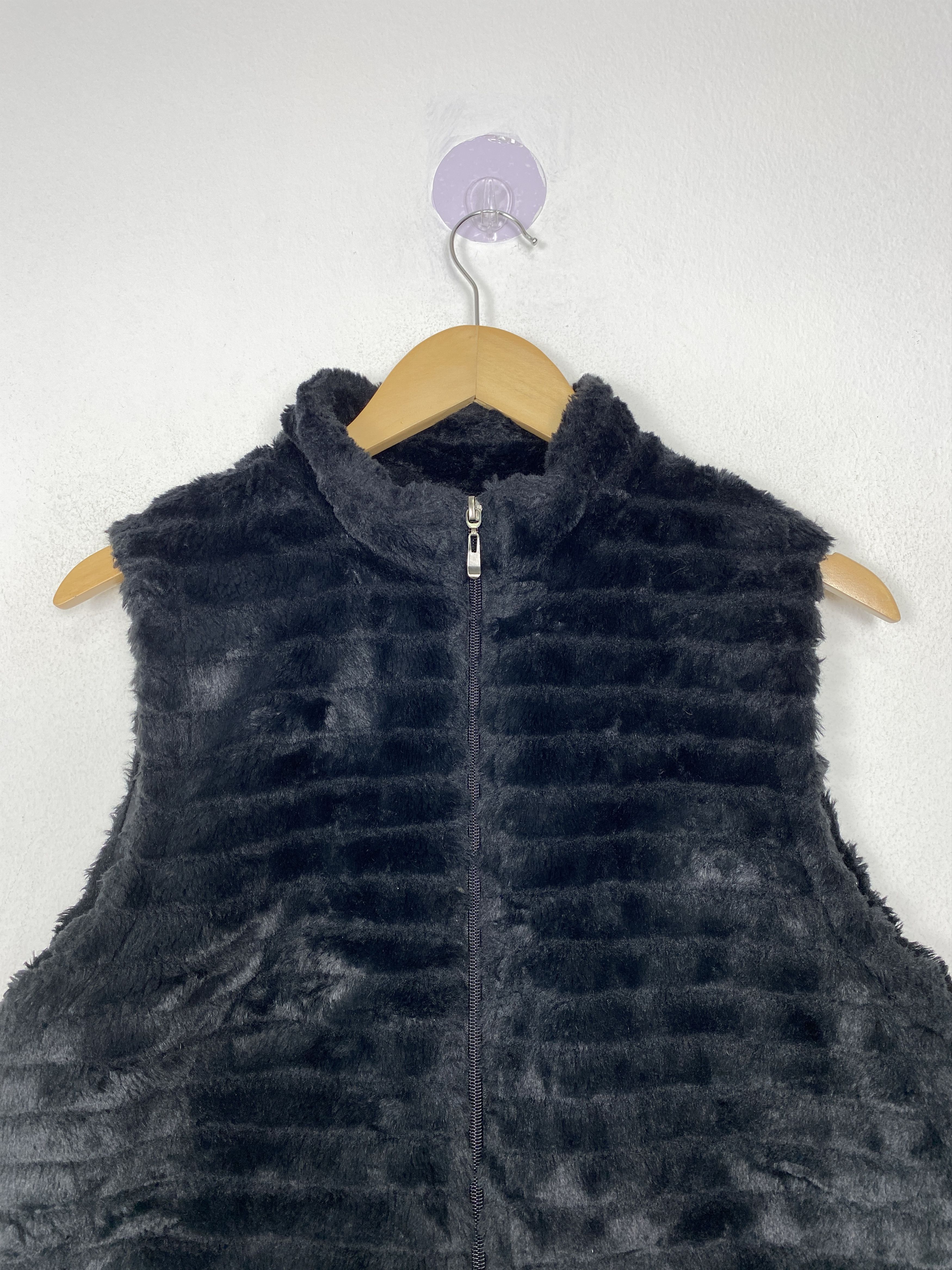 Japanese Brand Vintage Japanese Sherpa Winter Vests Size US M / EU 48-50 / 2 - 3 Thumbnail