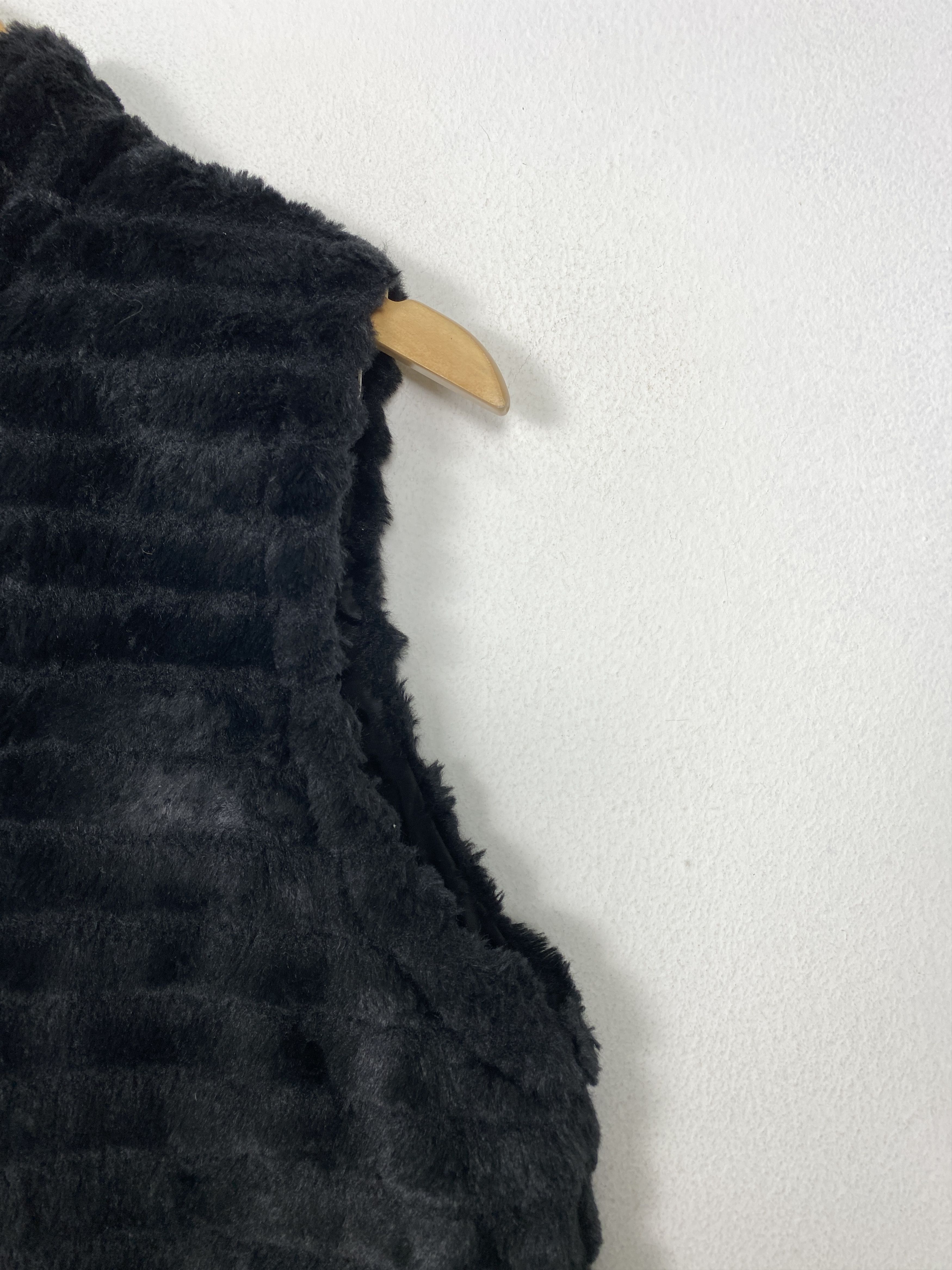 Japanese Brand Vintage Japanese Sherpa Winter Vests Size US M / EU 48-50 / 2 - 6 Thumbnail