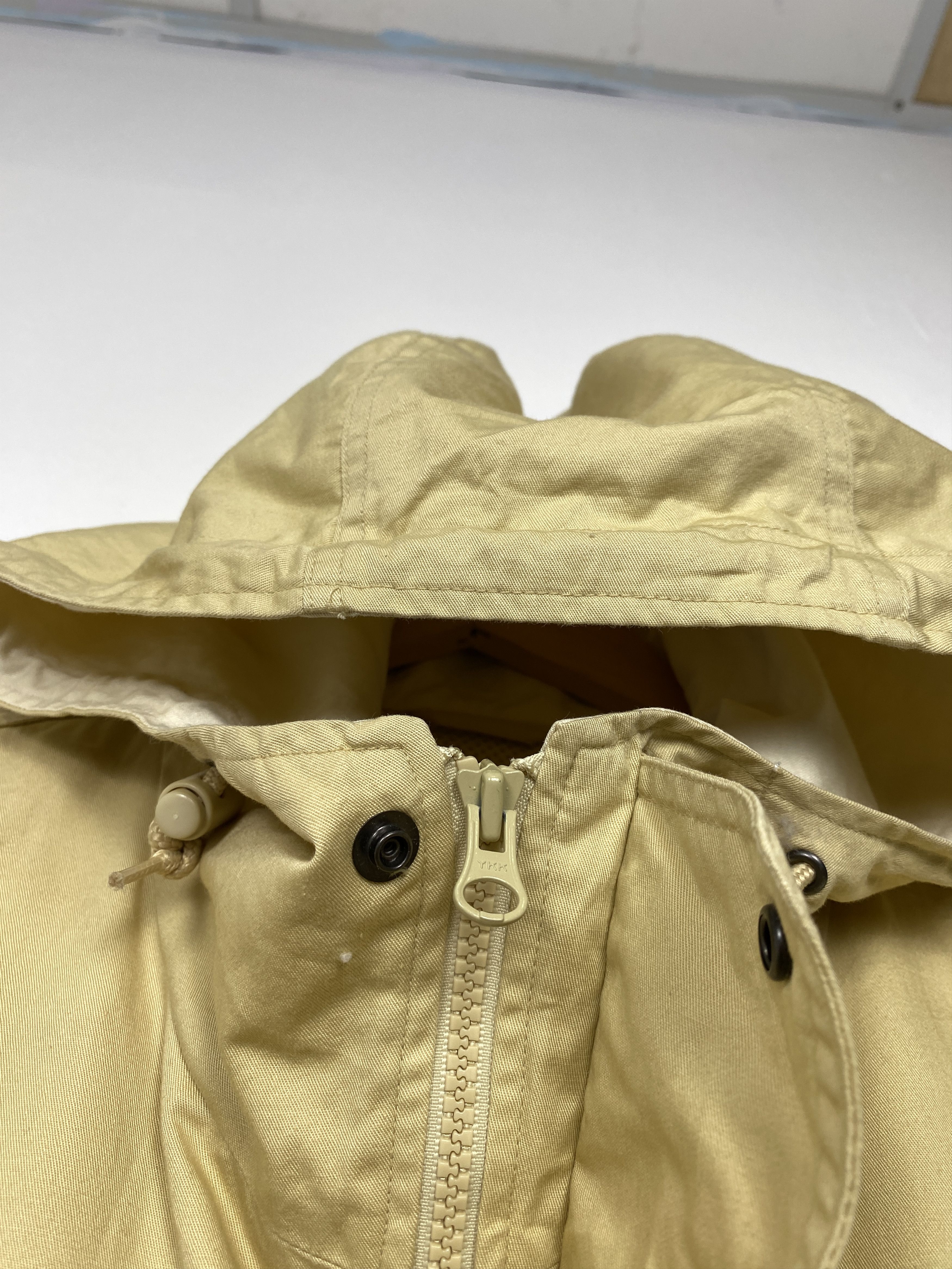 Converse Vintage CONVERSE Hoodie Zip Up WIndbreaker Size US L / EU 52-54 / 3 - 7 Thumbnail