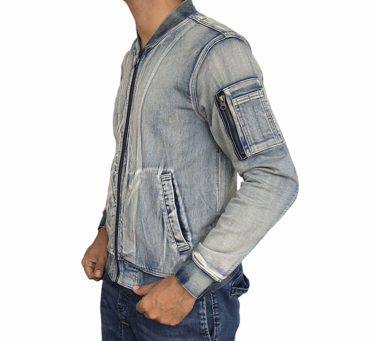 Japanese Brand CavariA Mens Season Bomber Denime Jacket Size US M / EU 48-50 / 2 - 12 Thumbnail
